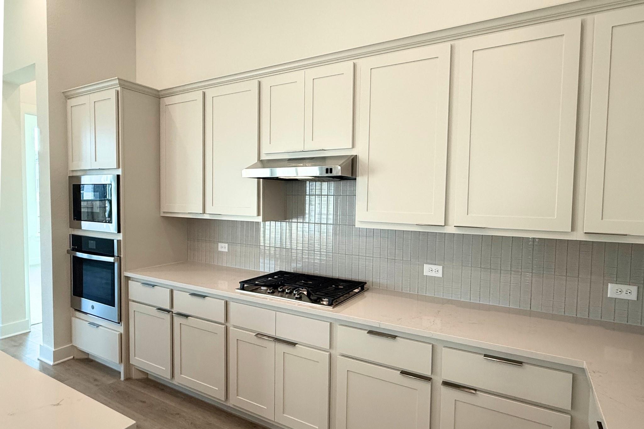 17313 Silverman Dr, Pflugerville, TX 78660