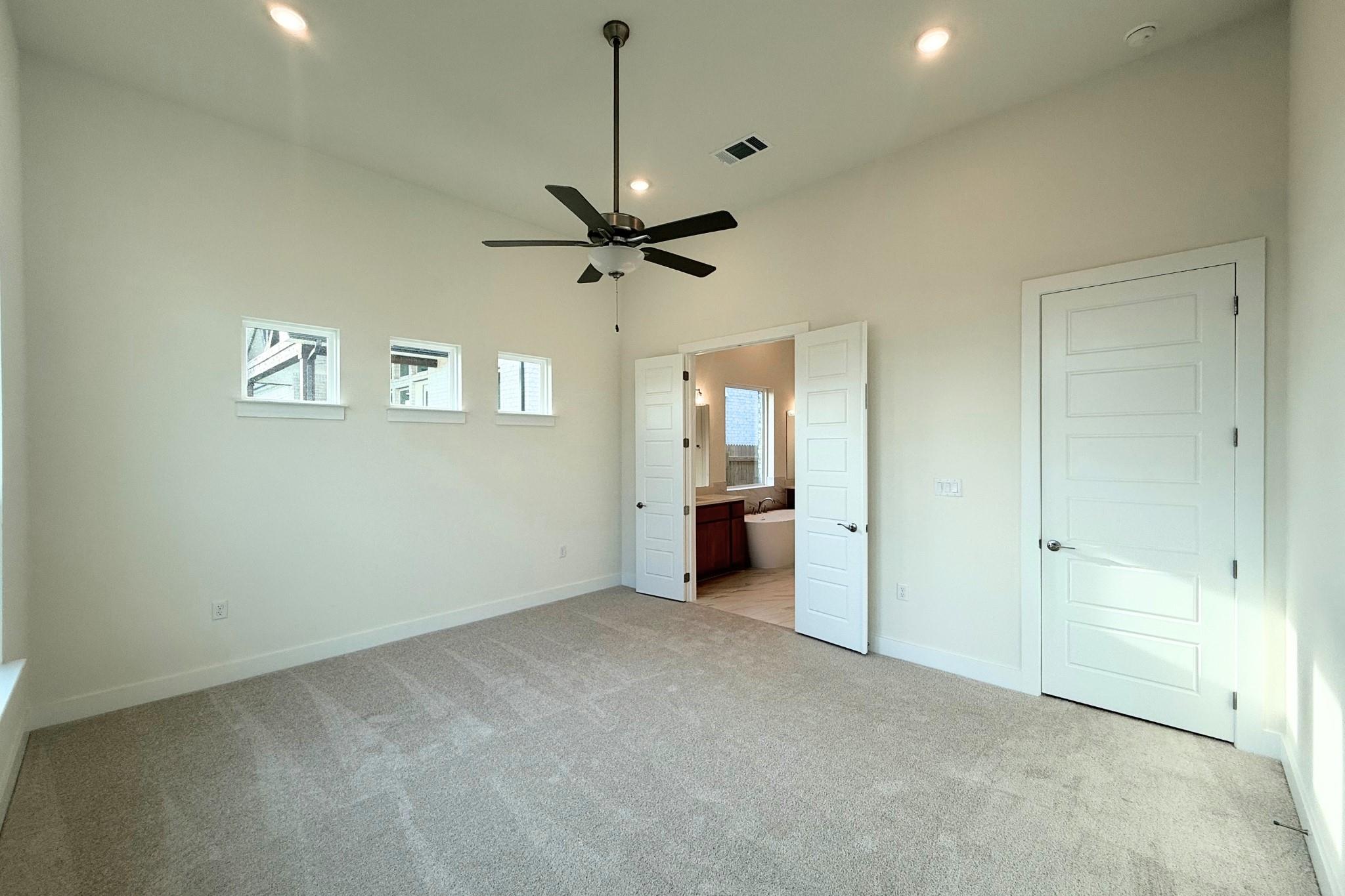 17313 Silverman Dr, Pflugerville, TX 78660