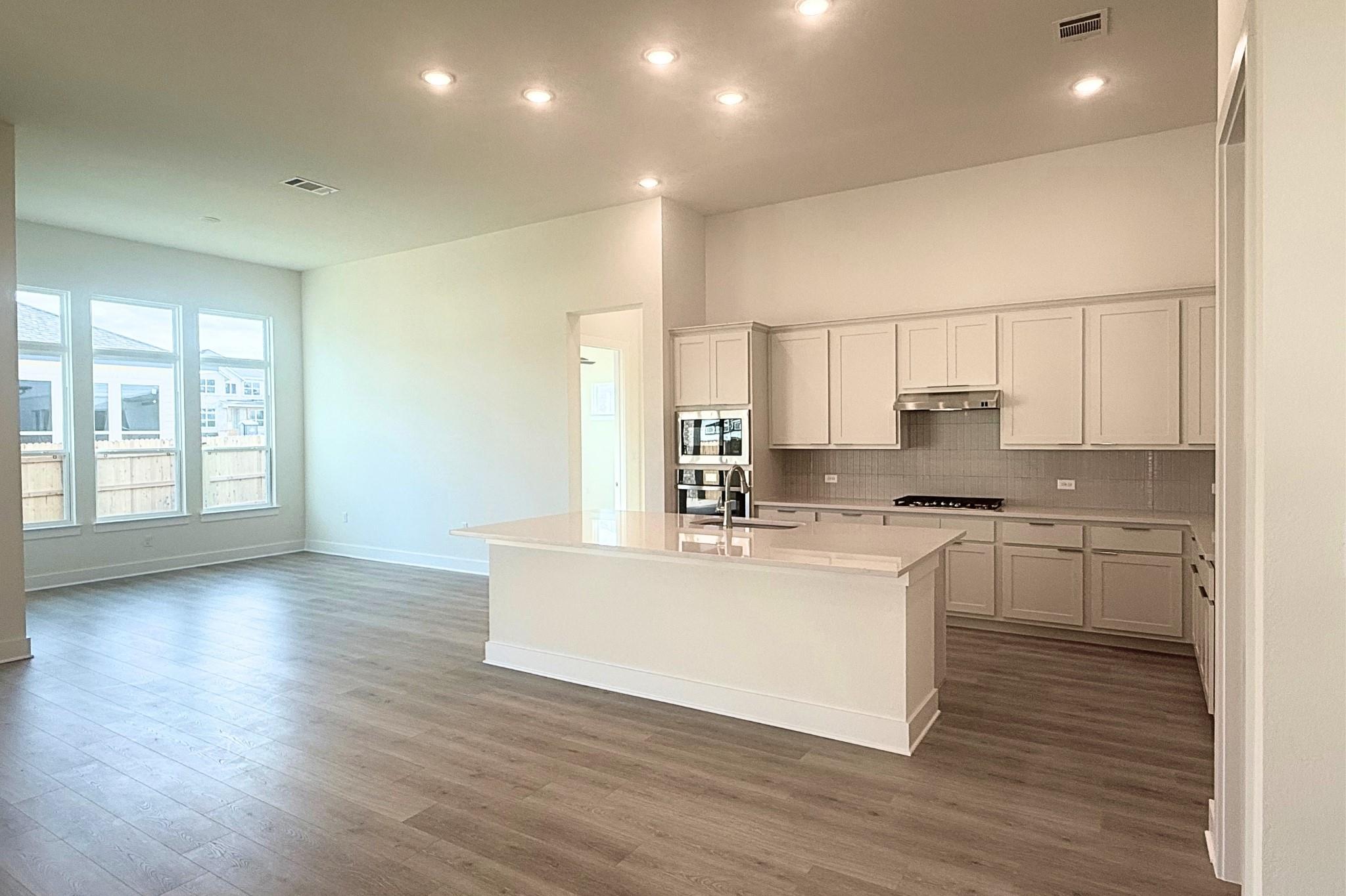17313 Silverman Dr, Pflugerville, TX 78660