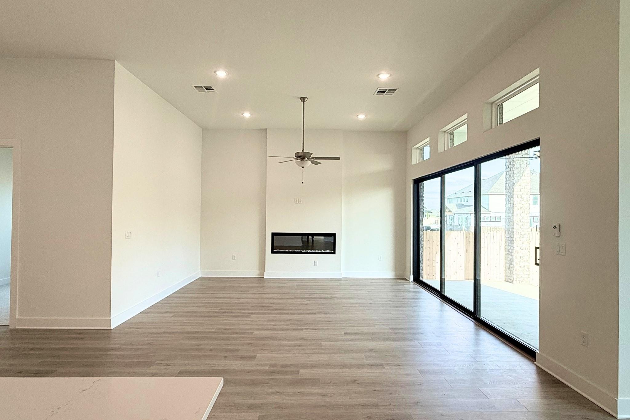 17313 Silverman Dr, Pflugerville, TX 78660