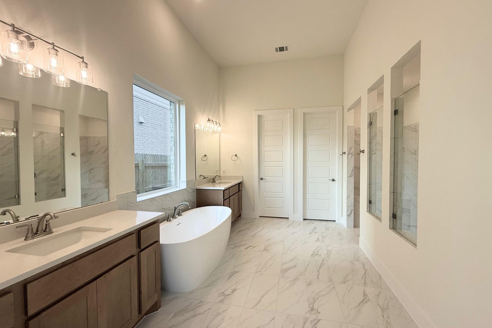 17313 Silverman Dr, Pflugerville, TX 78660
