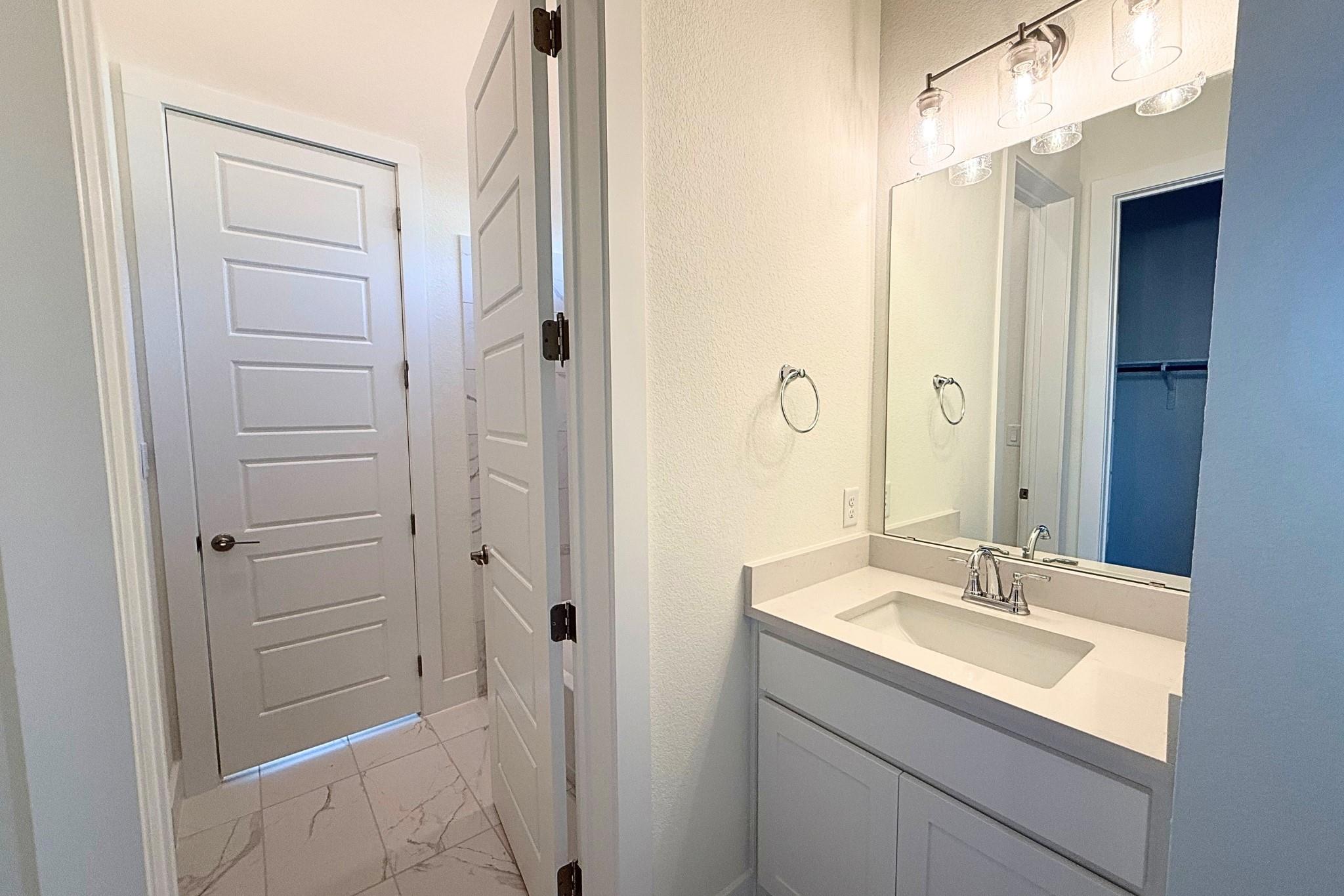 17313 Silverman Dr, Pflugerville, TX 78660