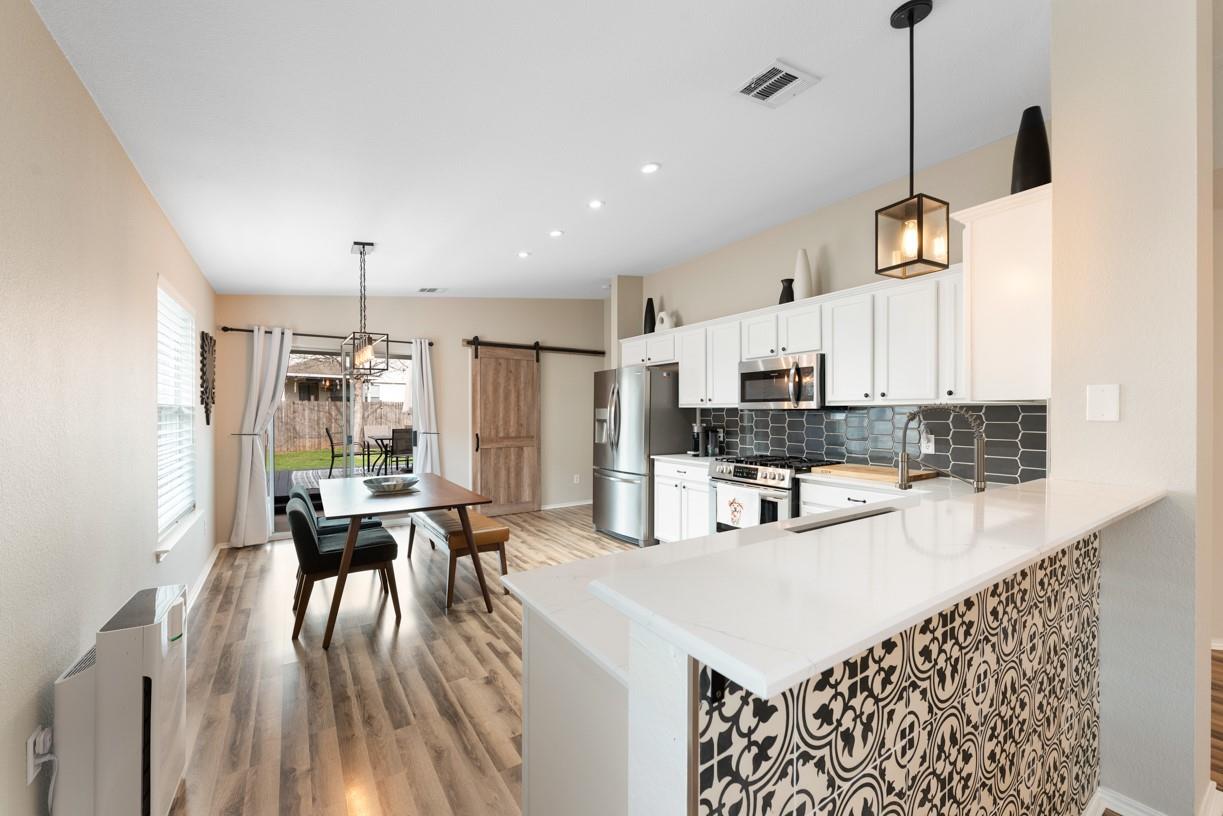 2604 James Bausch Ln, Austin, TX 78748