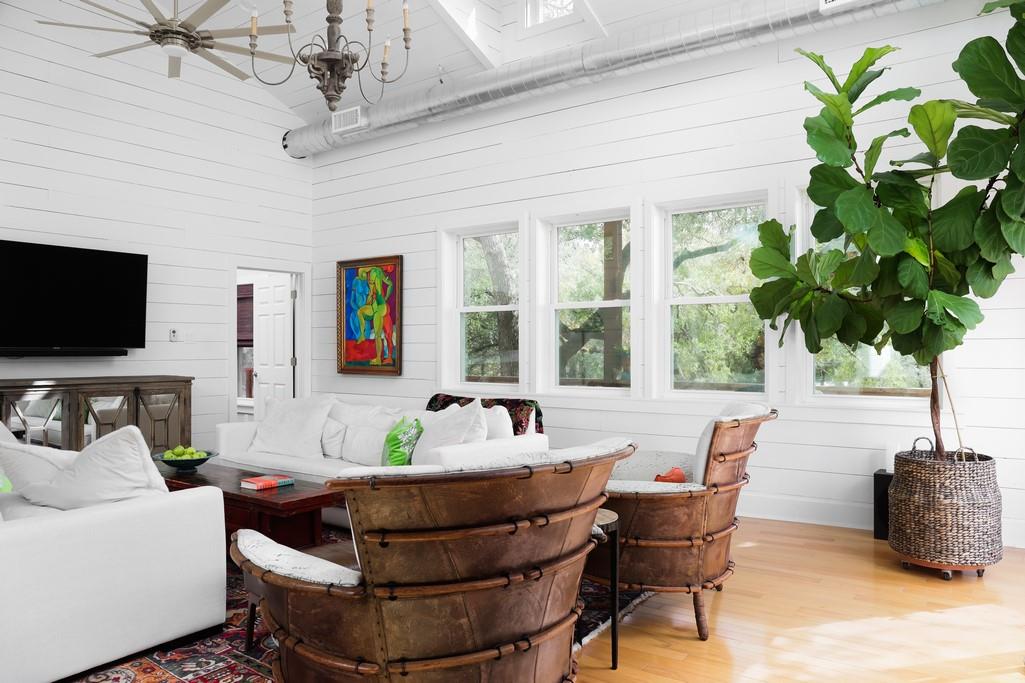 16429 Red Wagon Ln, Leander, TX 78641