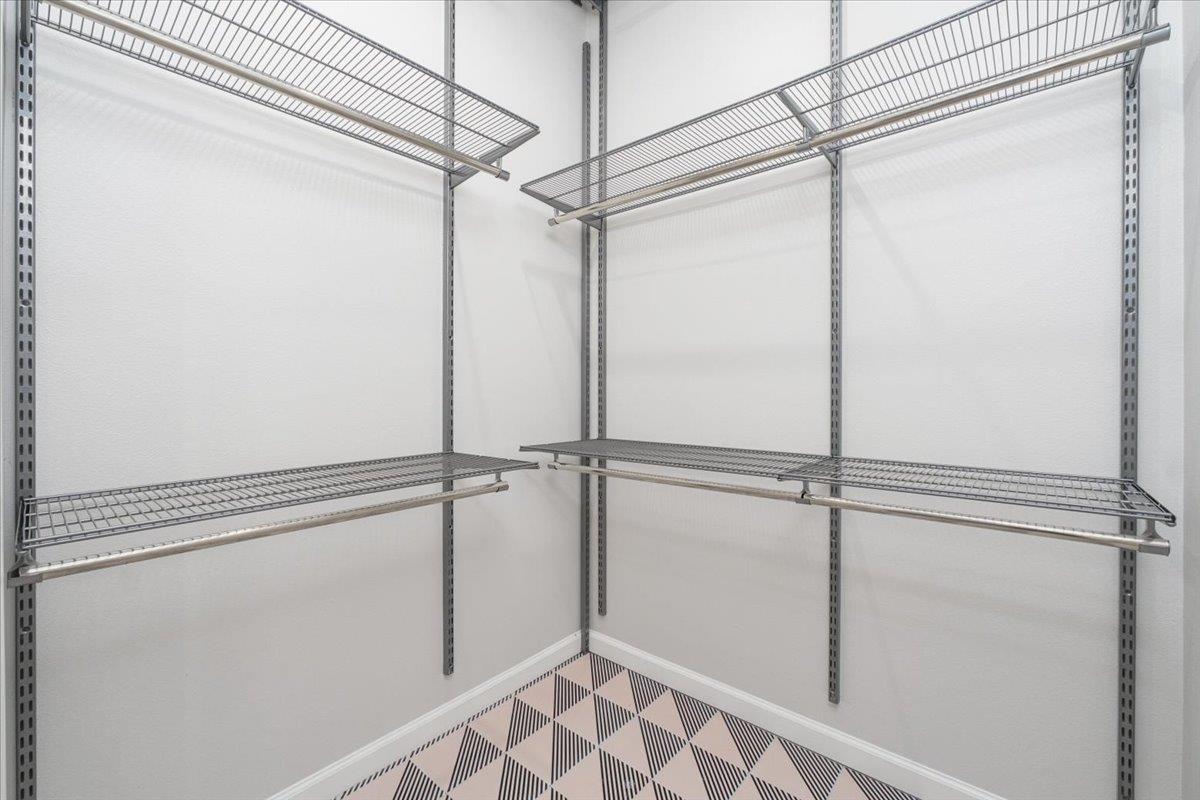 924 Cardinal Ln, Austin, TX 78704