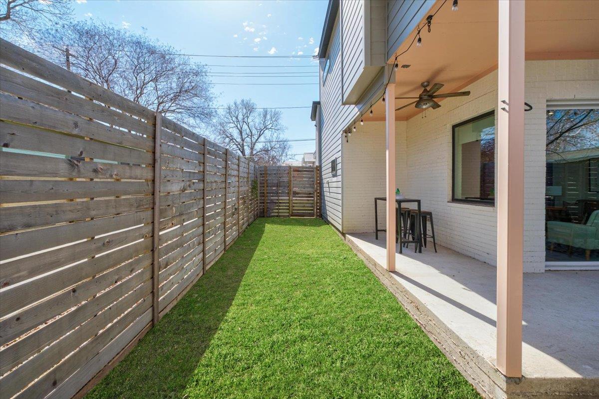 924 Cardinal Ln, Austin, TX 78704