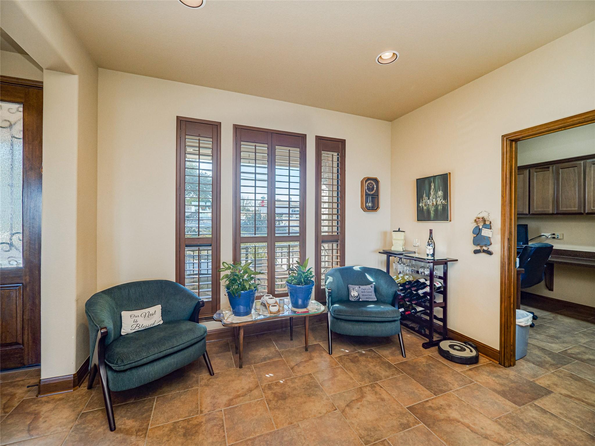 21012 North Ridge St, Lago Vista, TX 78645