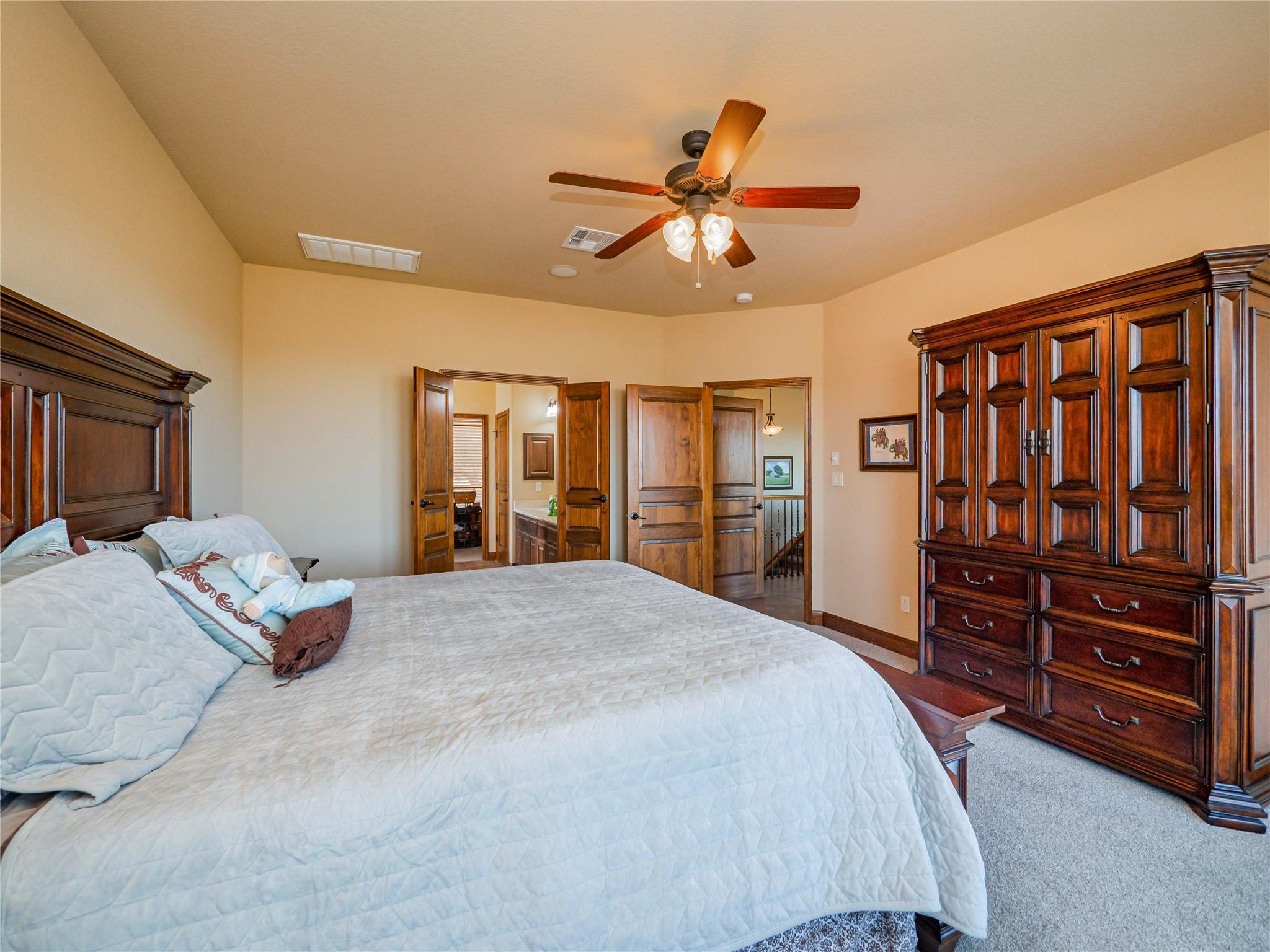 21012 North Ridge St, Lago Vista, TX 78645