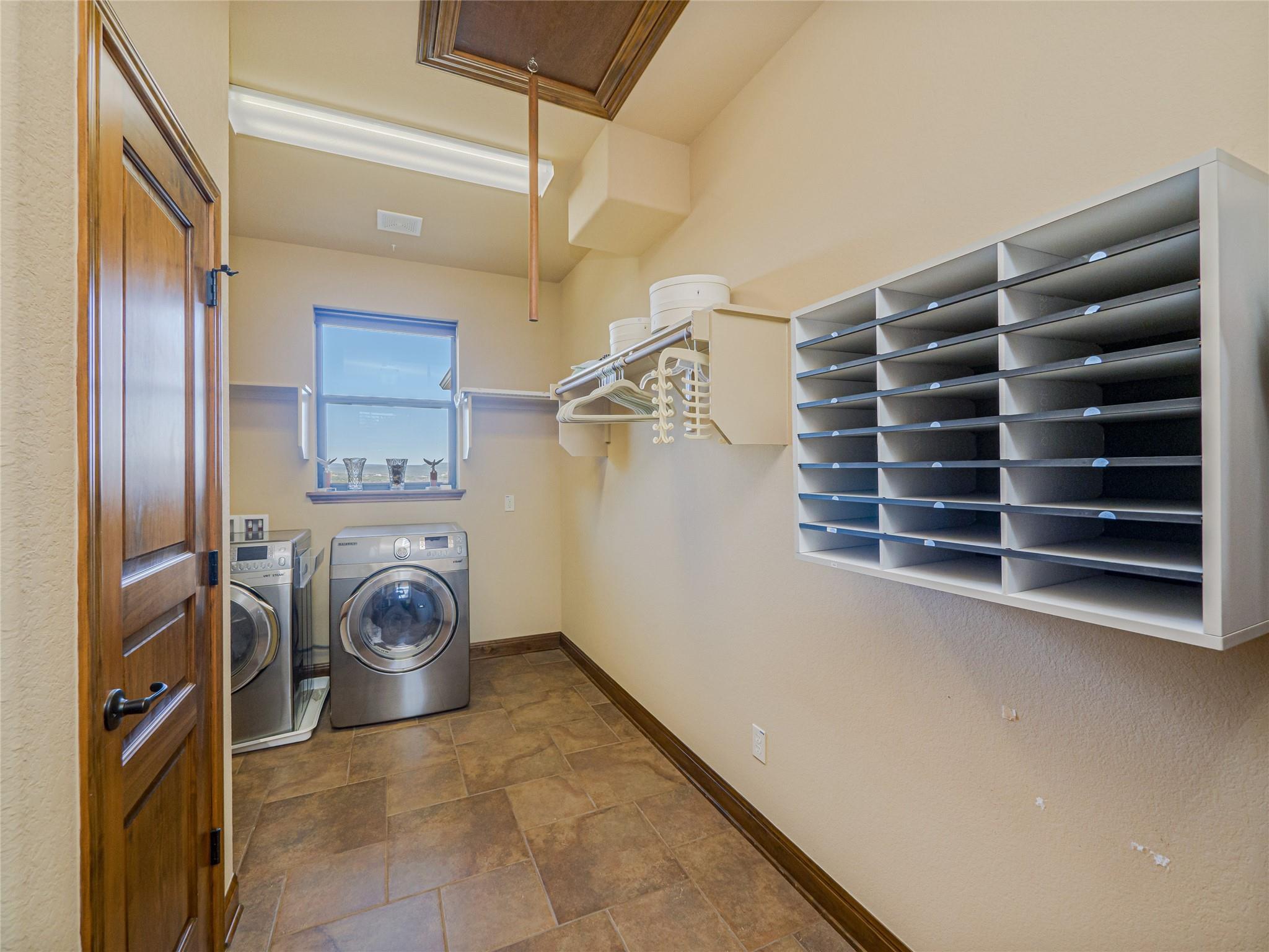 21012 North Ridge St, Lago Vista, TX 78645