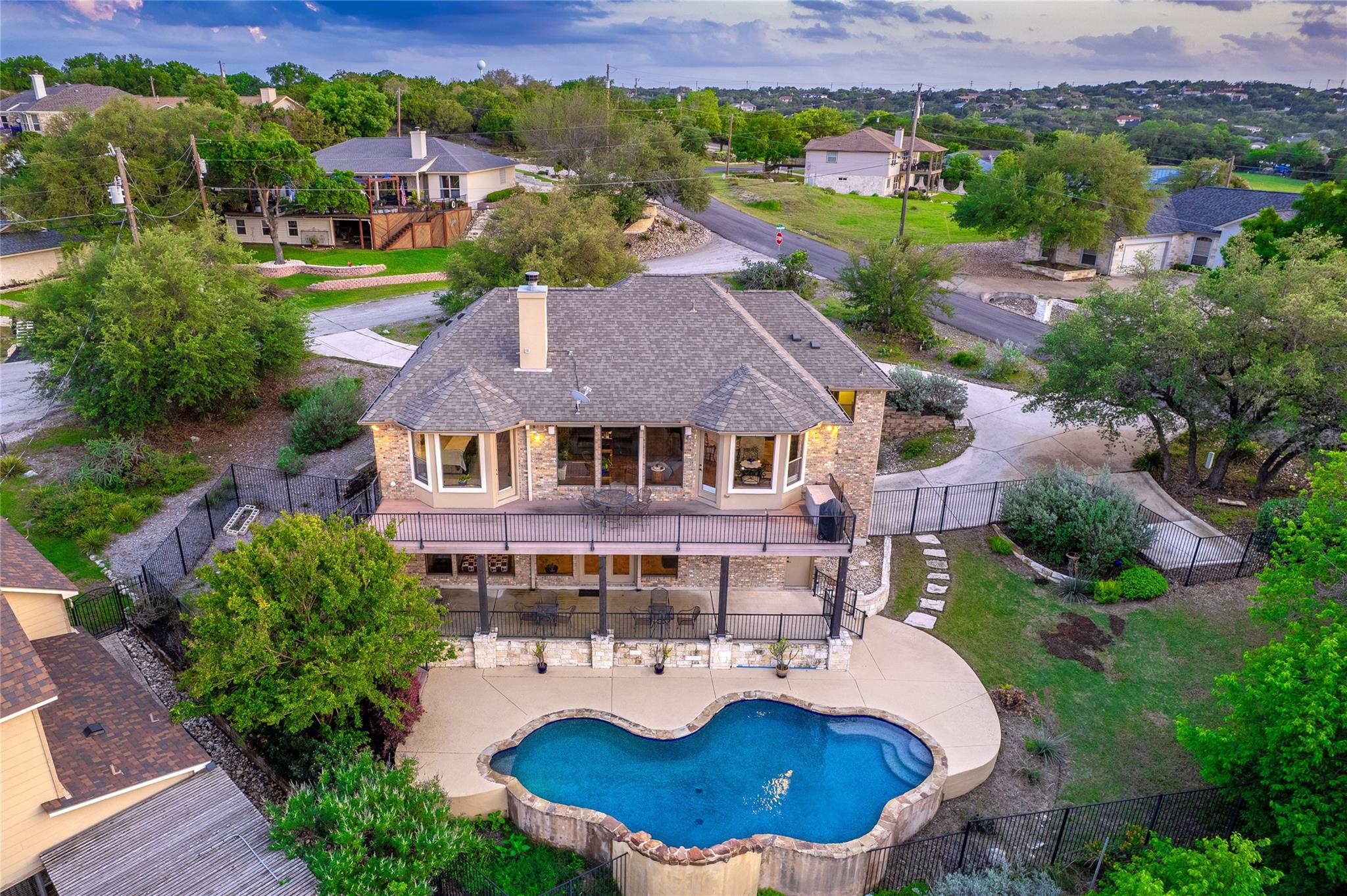 21012 North Ridge St, Lago Vista, TX 78645