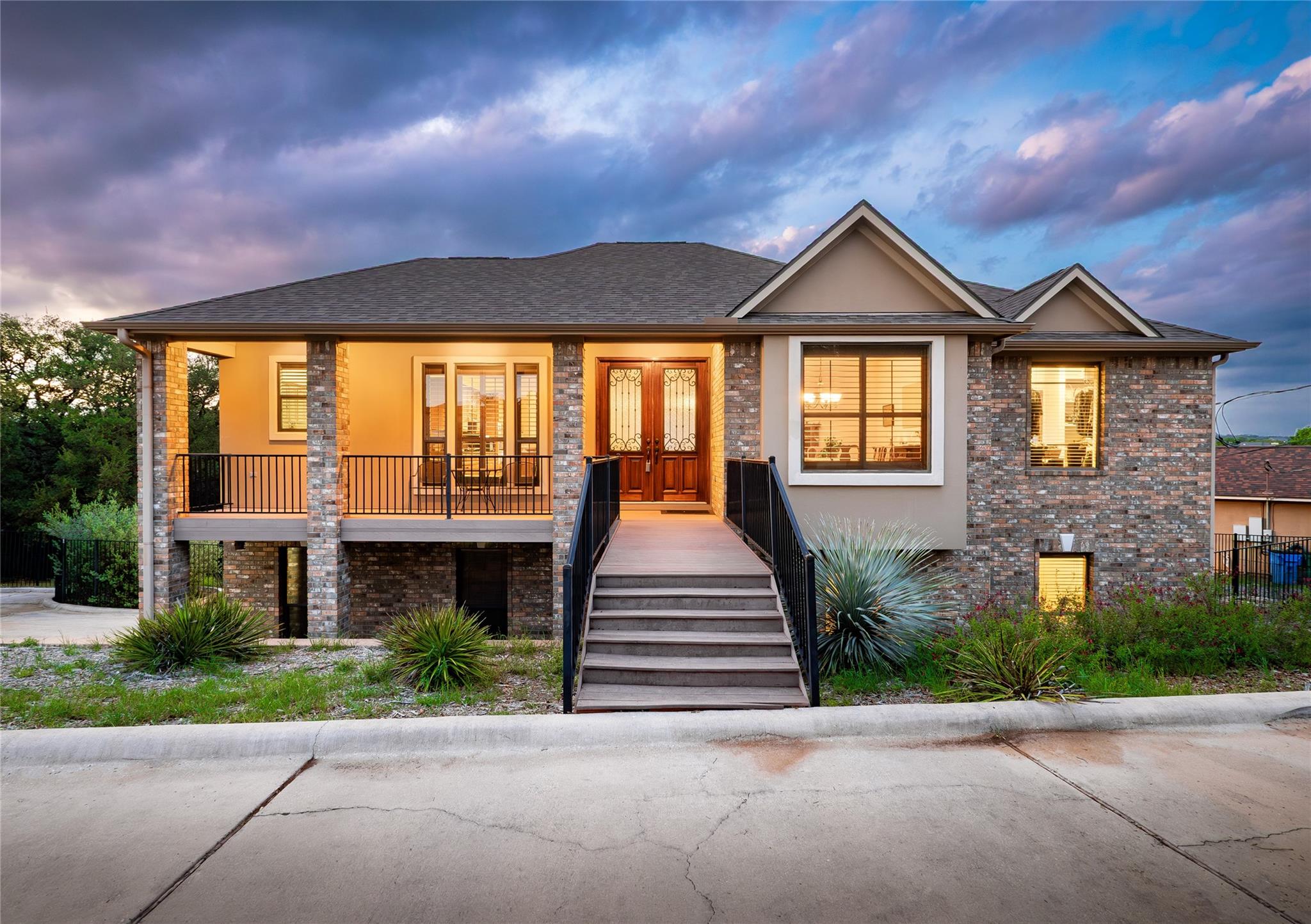 21012 North Ridge St, Lago Vista, TX 78645