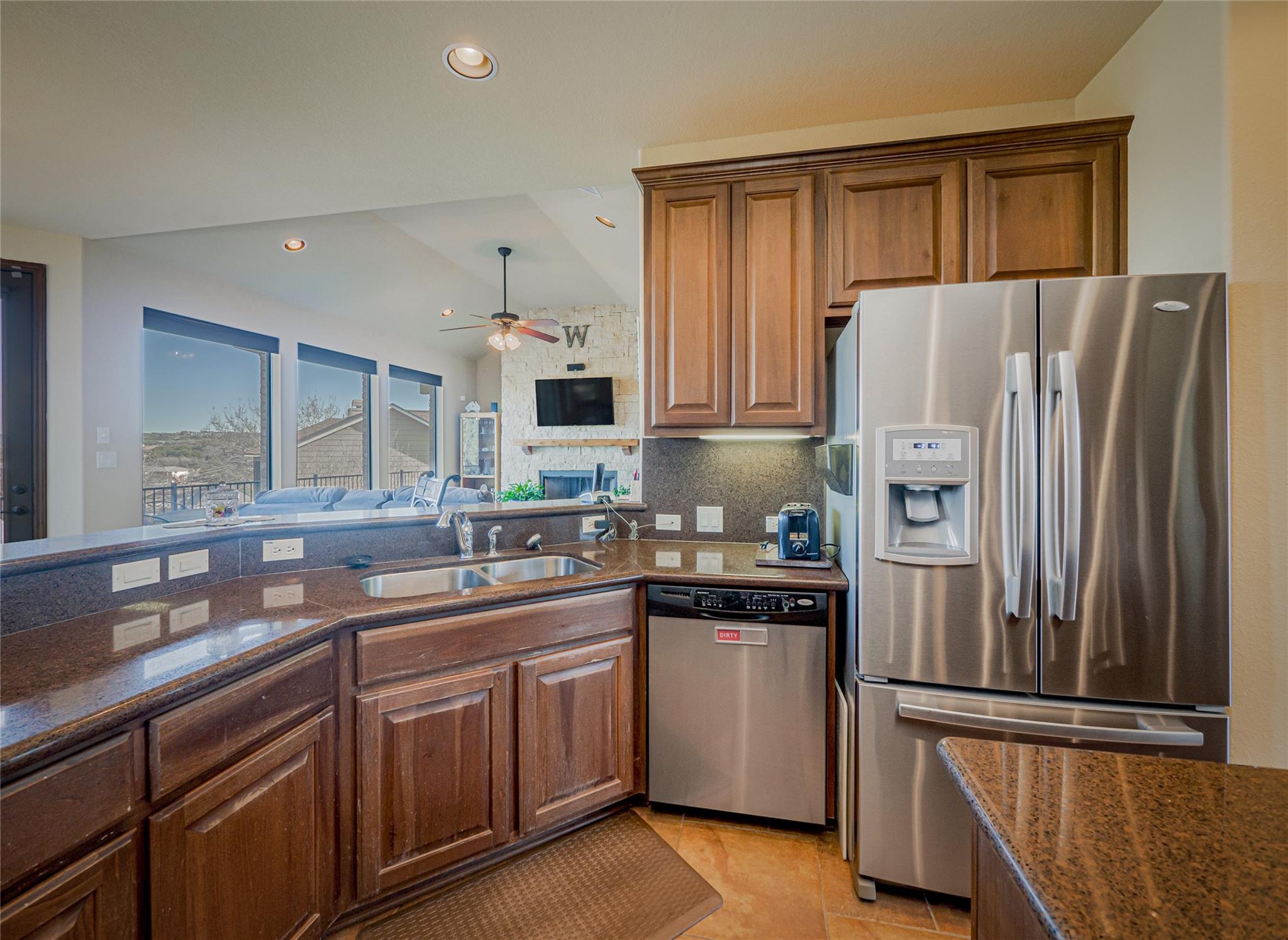 21012 North Ridge St, Lago Vista, TX 78645