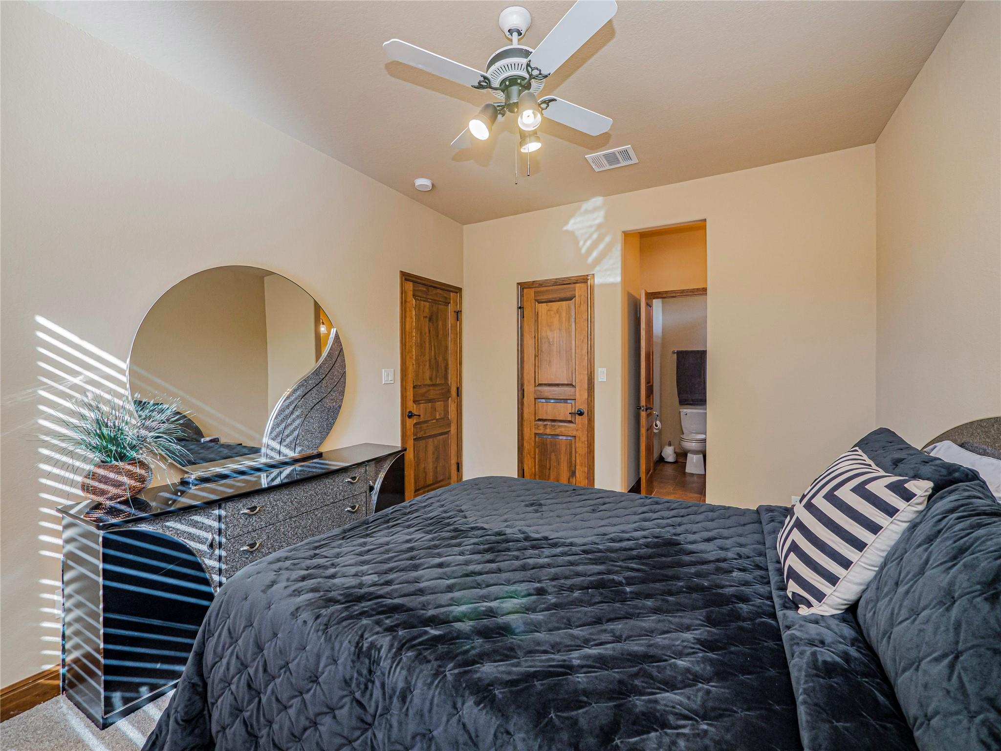 21012 North Ridge St, Lago Vista, TX 78645