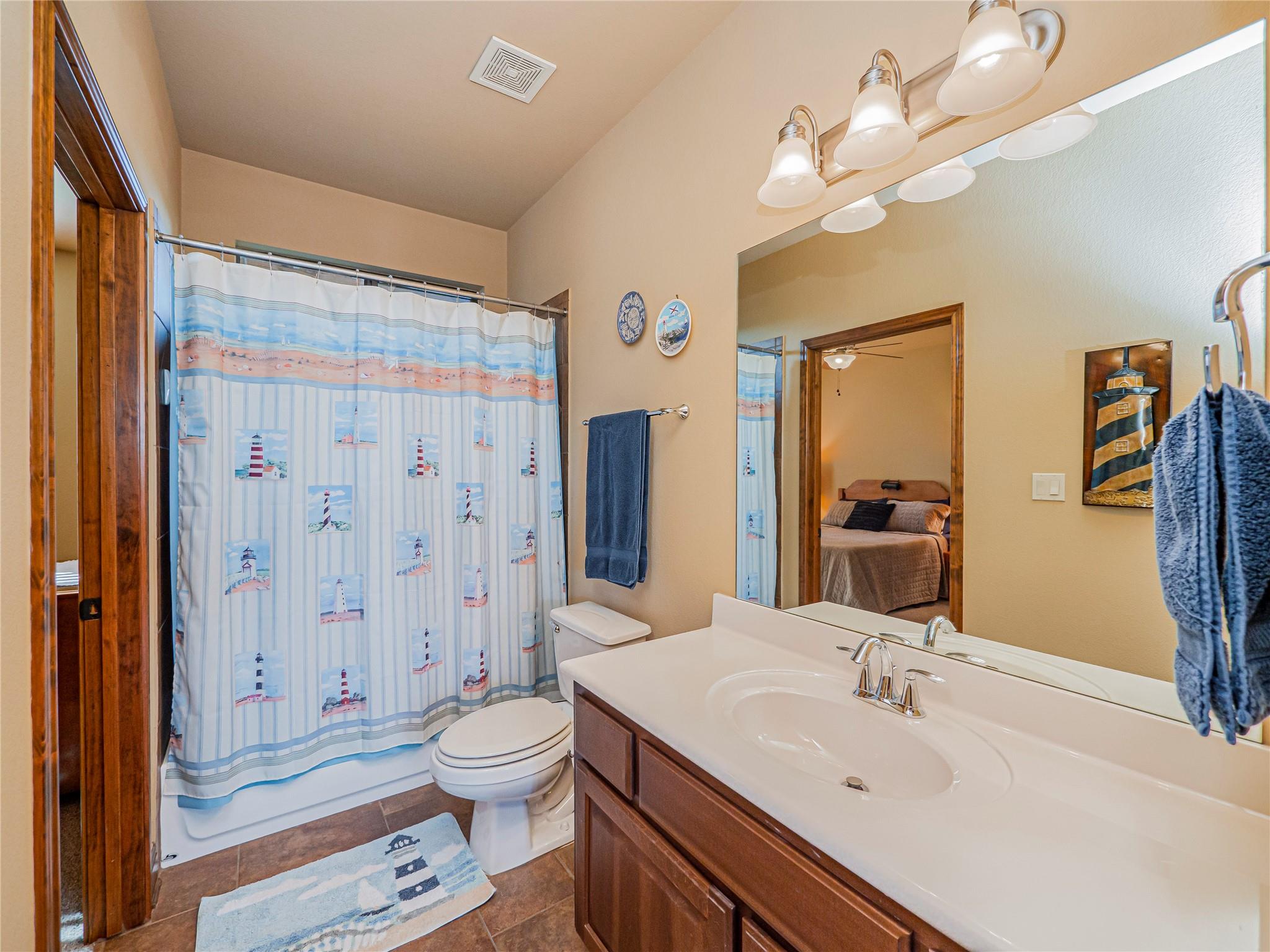 21012 North Ridge St, Lago Vista, TX 78645