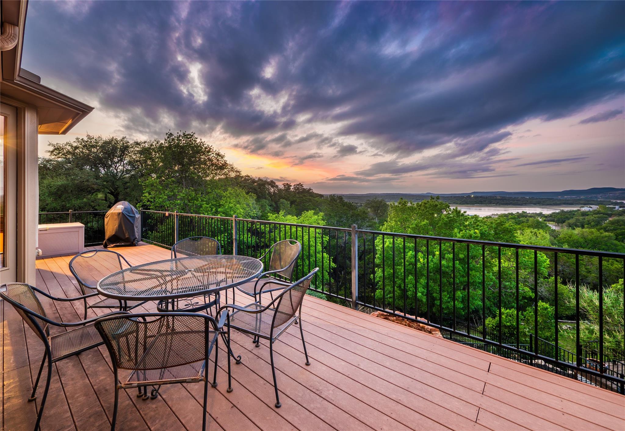 21012 North Ridge St, Lago Vista, TX 78645