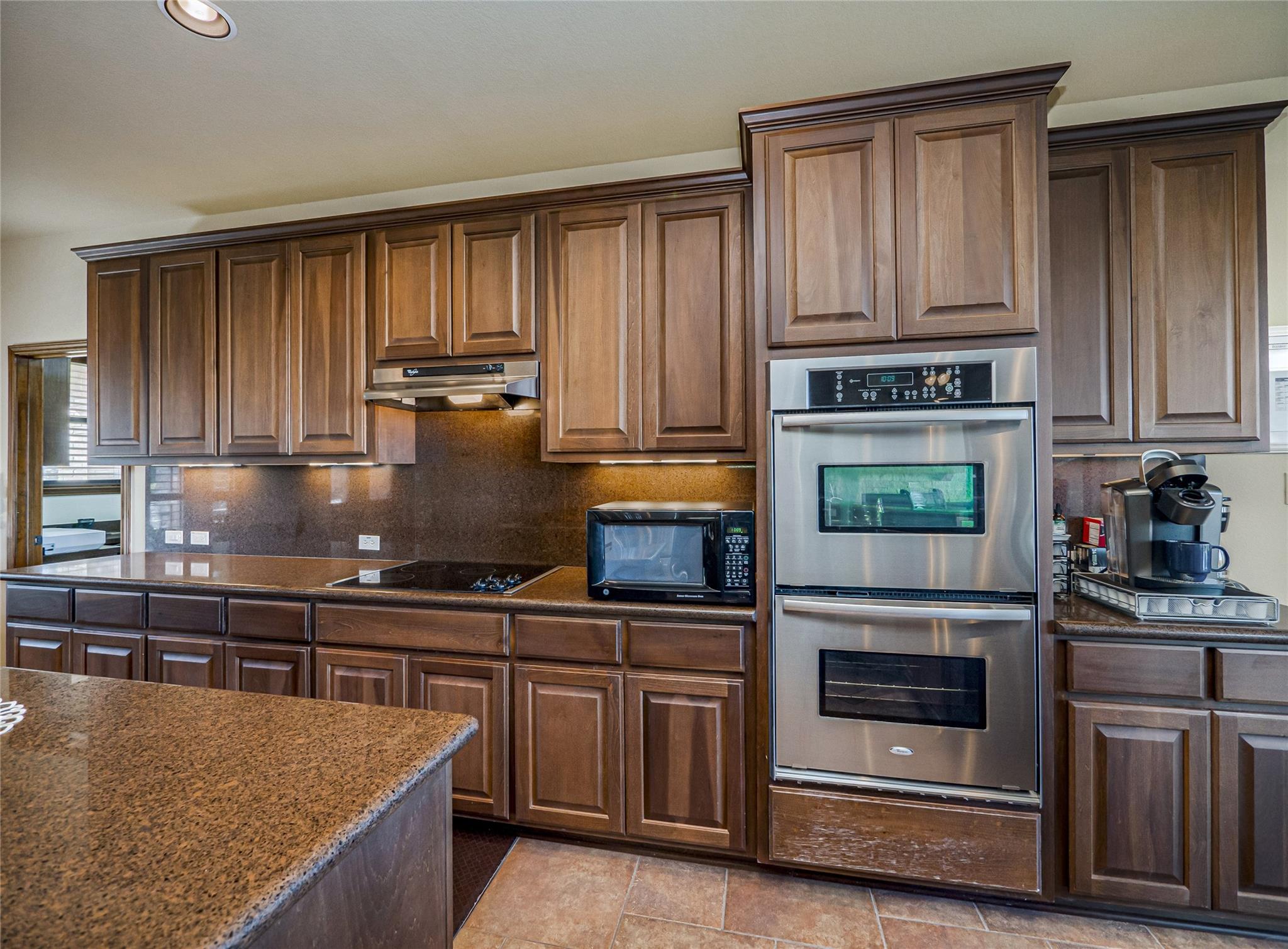 21012 North Ridge St, Lago Vista, TX 78645