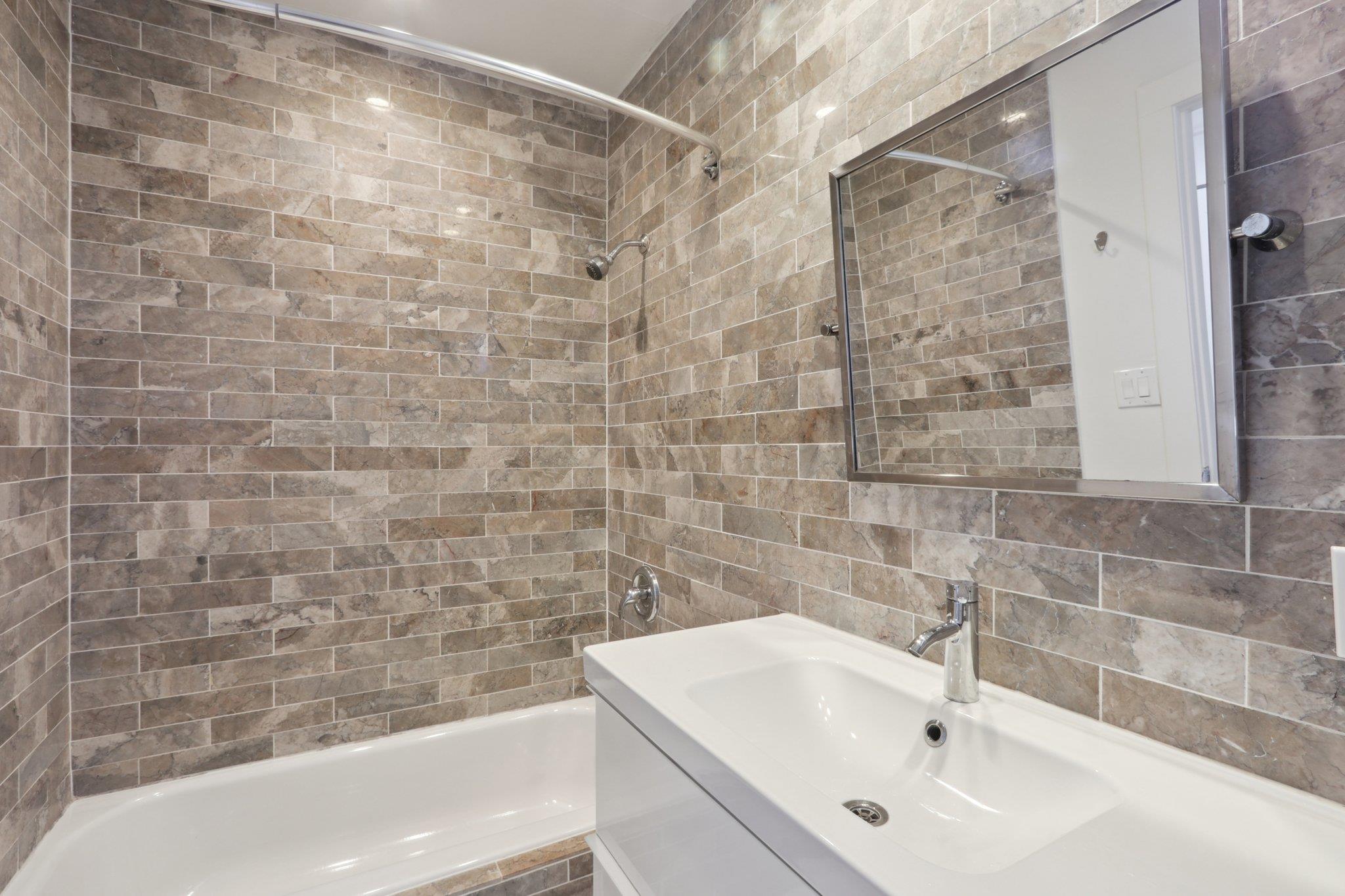 2110 E 16th St, Austin, TX 78702