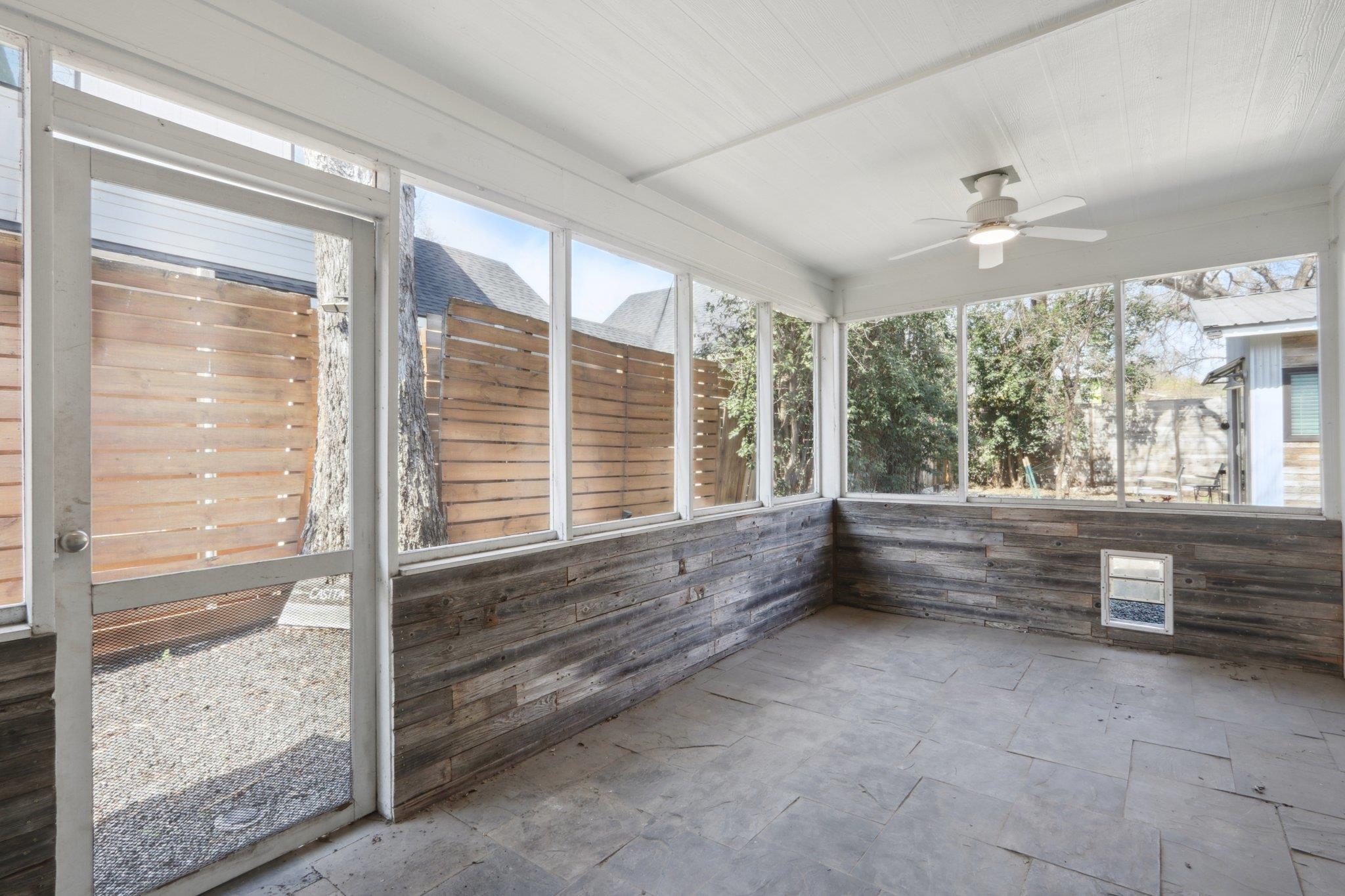 2110 E 16th St, Austin, TX 78702