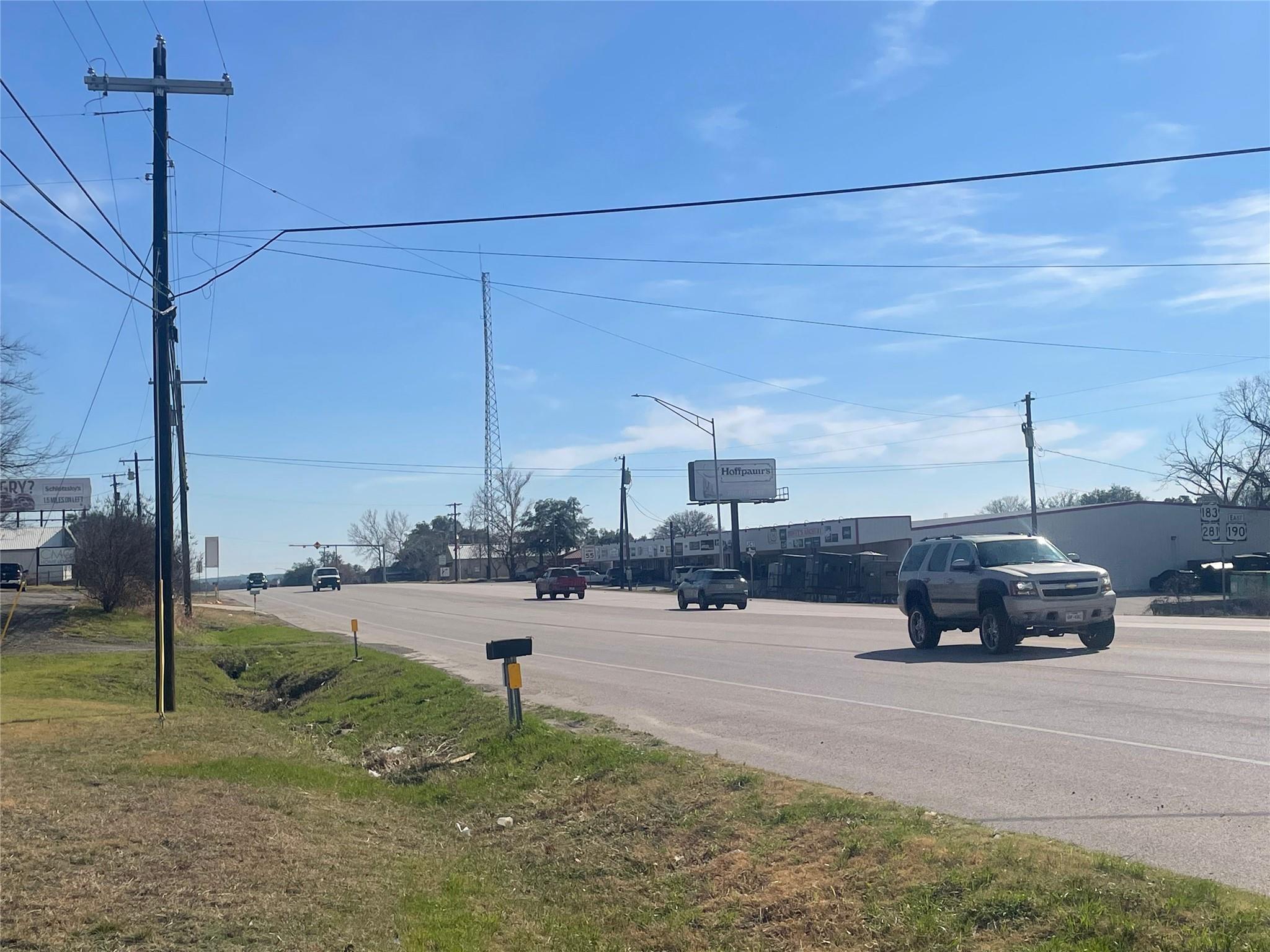 1312 N US Highway 281, Lampasas, TX 76550