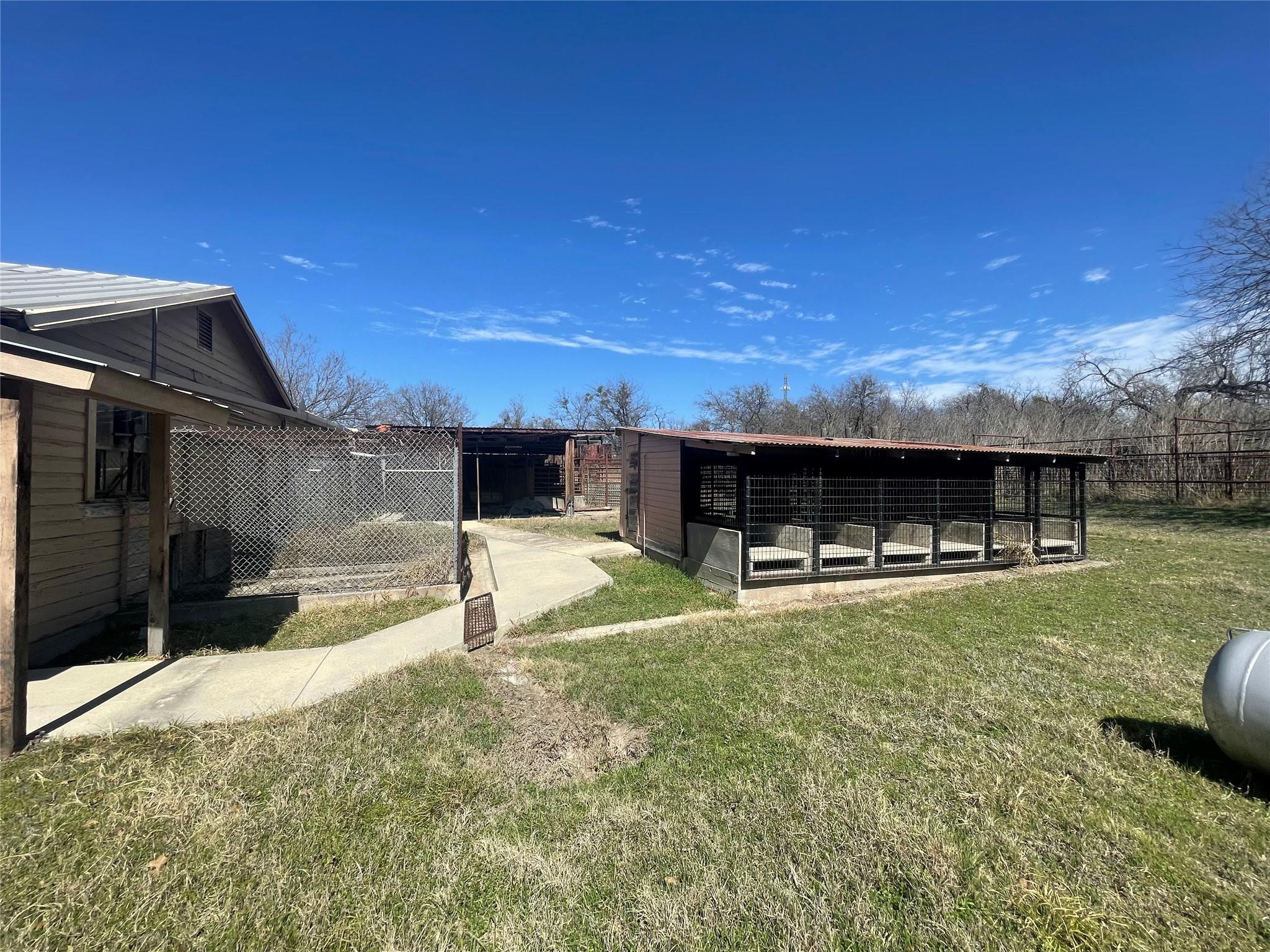 1312 N US Highway 281, Lampasas, TX 76550