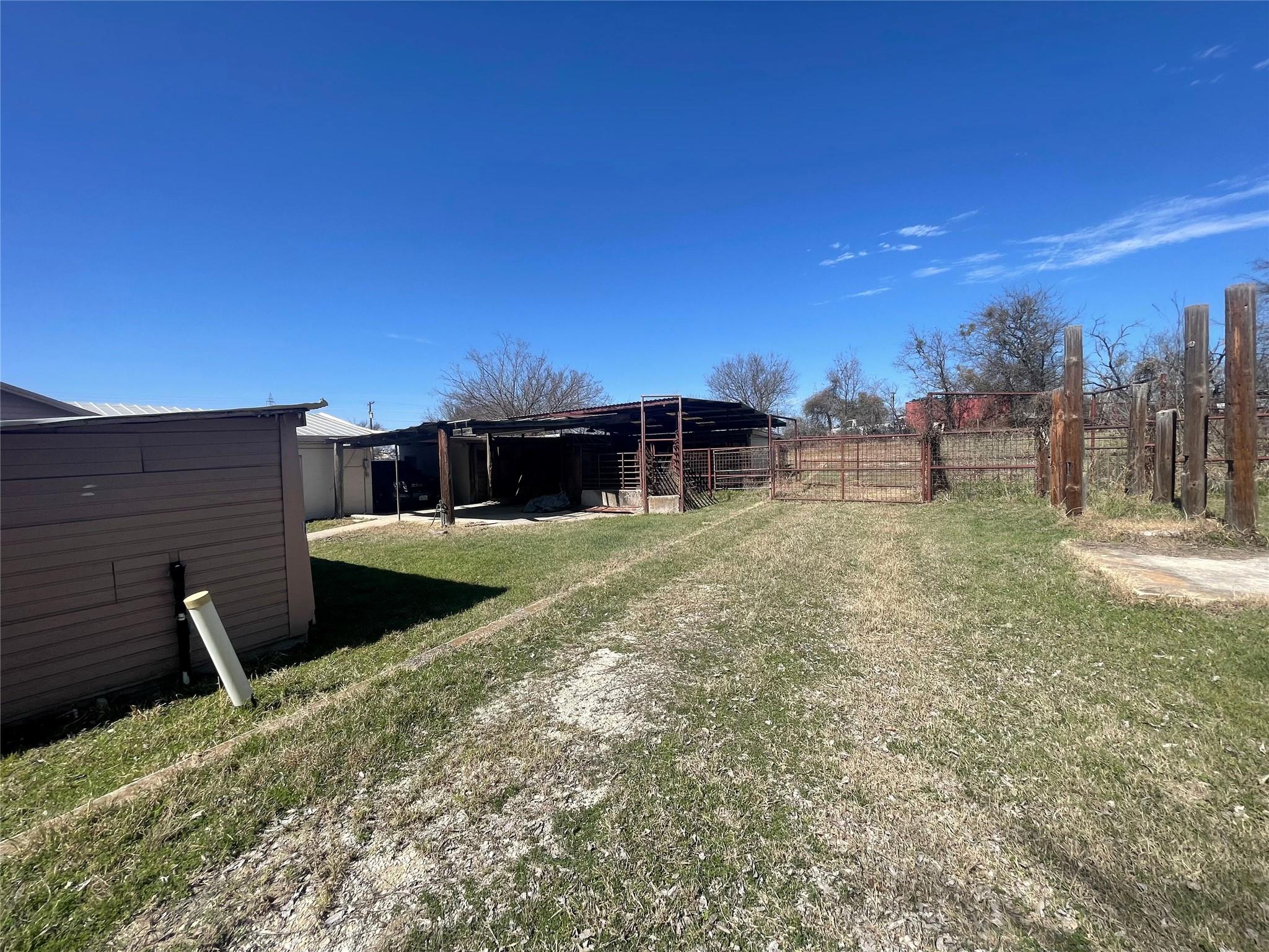 1312 N US Highway 281, Lampasas, TX 76550
