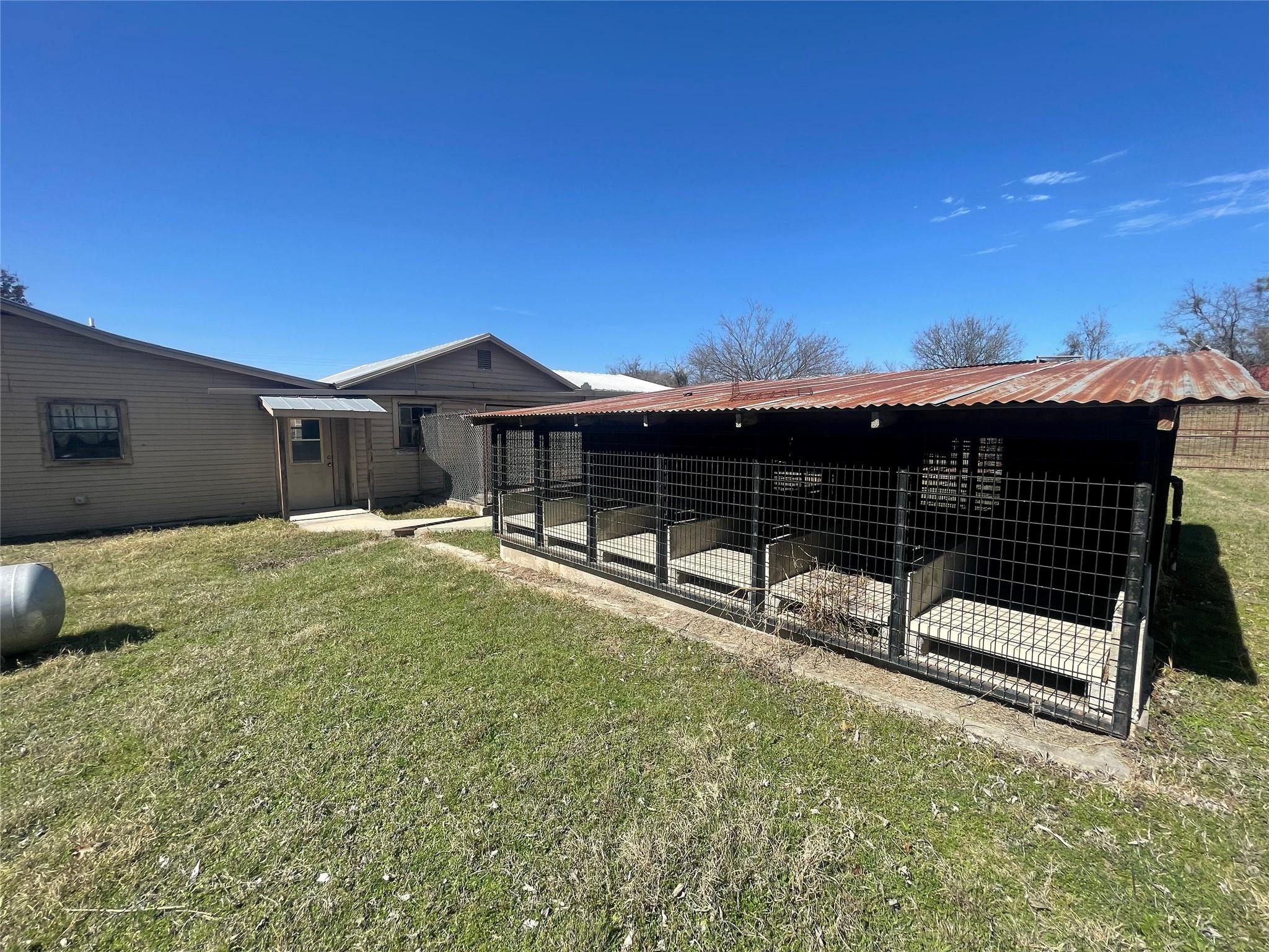 1312 N US Highway 281, Lampasas, TX 76550