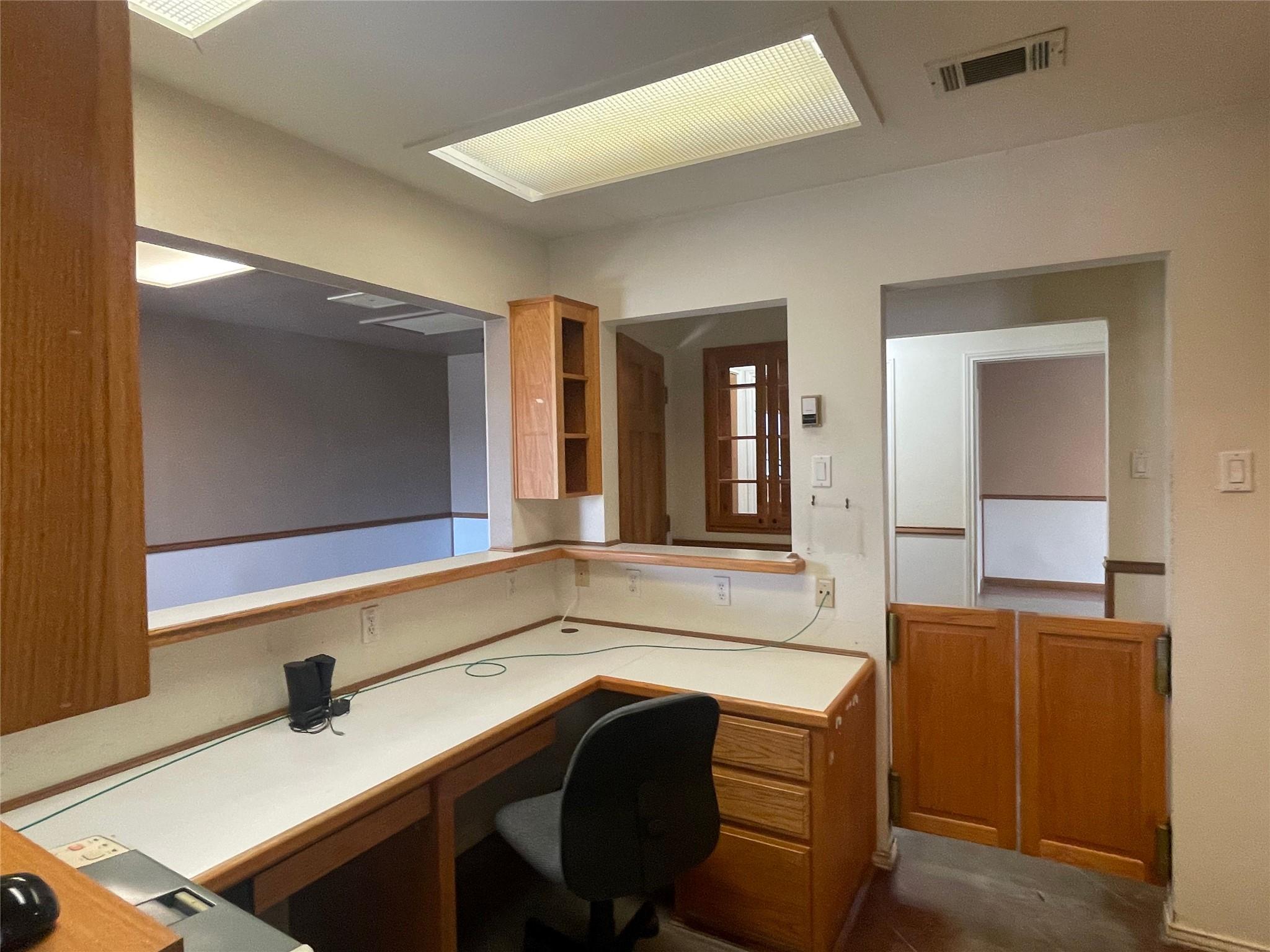 1312 N US Highway 281, Lampasas, TX 76550