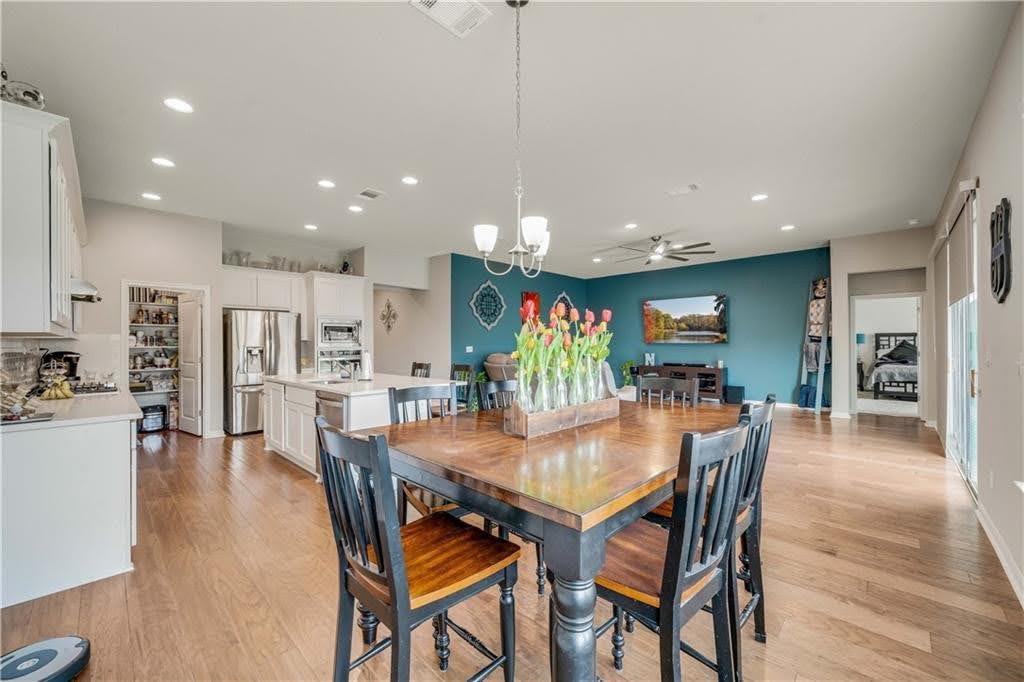 305 Wagon Spoke Way, Liberty Hill, TX 78642