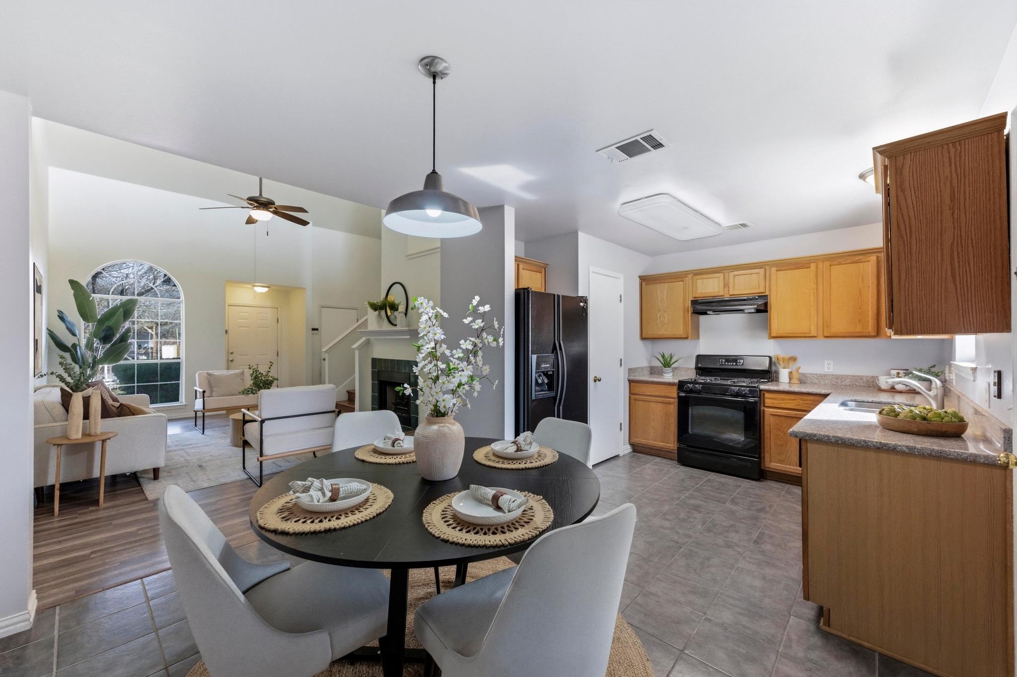 700 Faircrest Dr, Buda, TX 78610