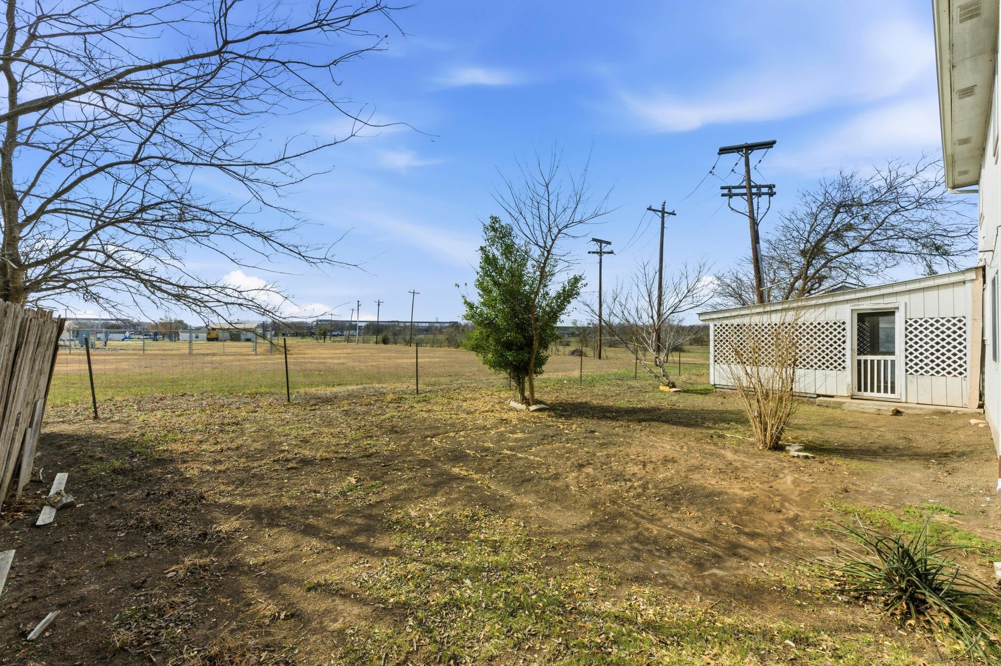 700 Faircrest Dr, Buda, TX 78610