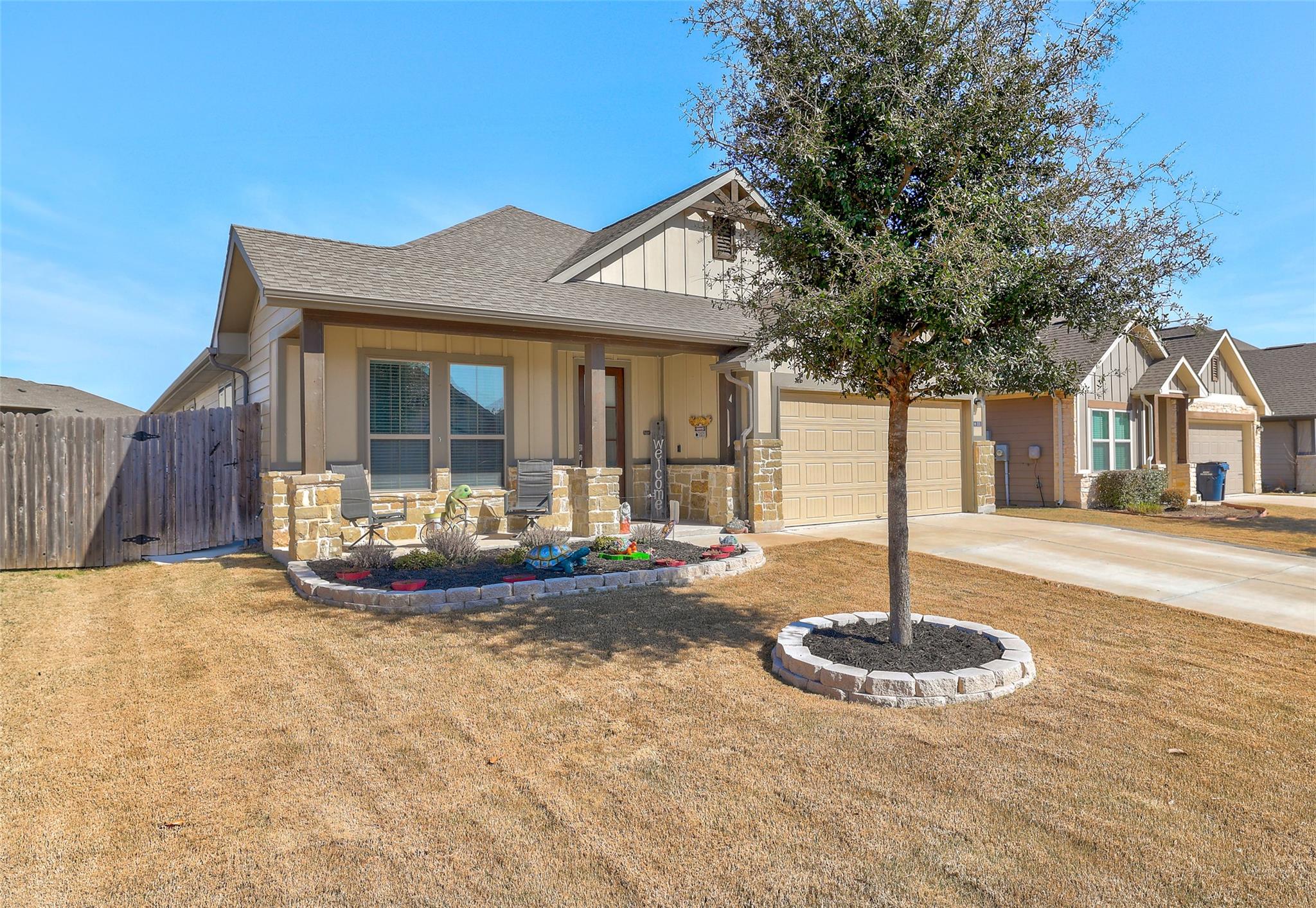 108 Finley St, Hutto, TX 78634