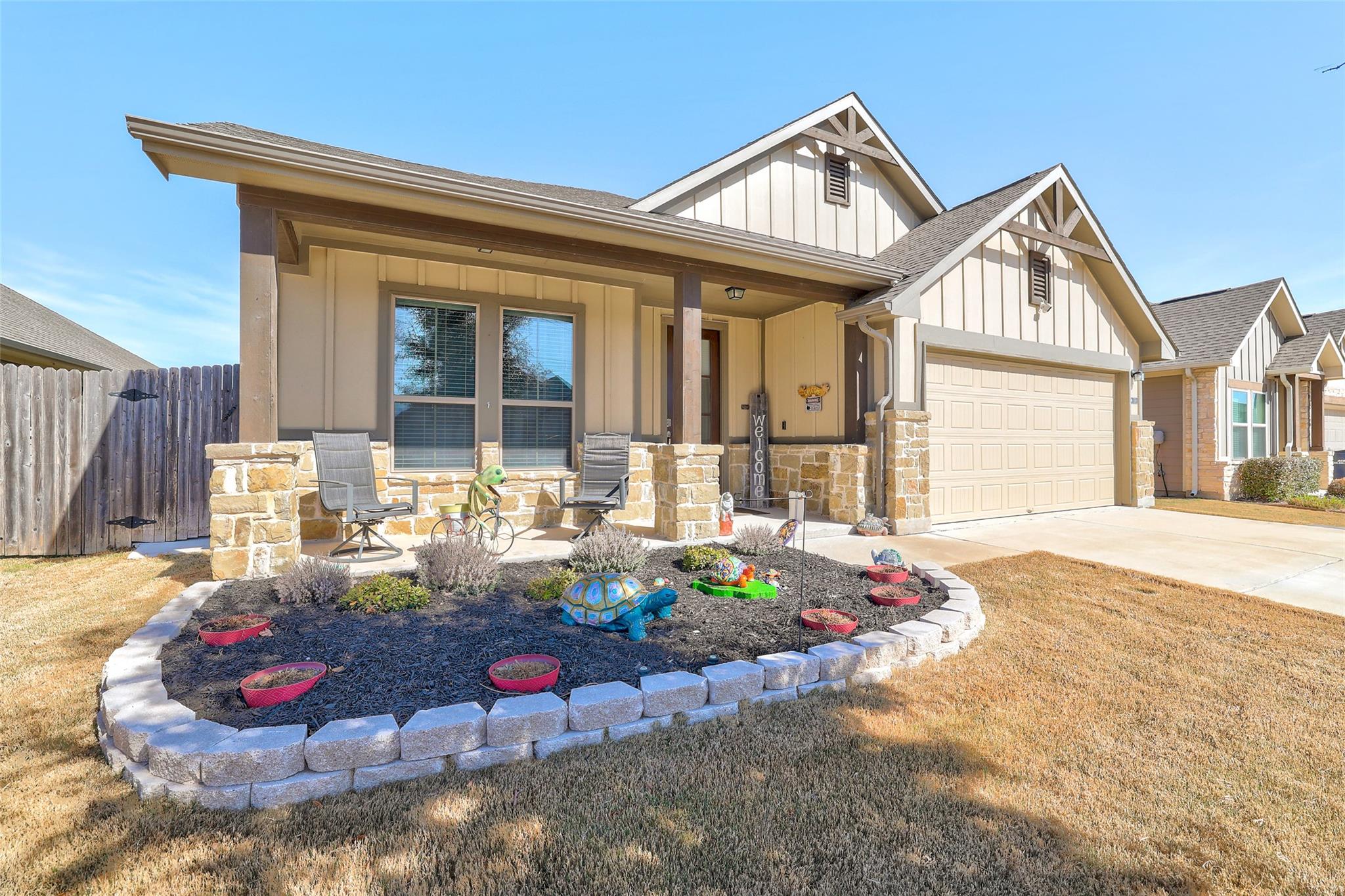 108 Finley St, Hutto, TX 78634