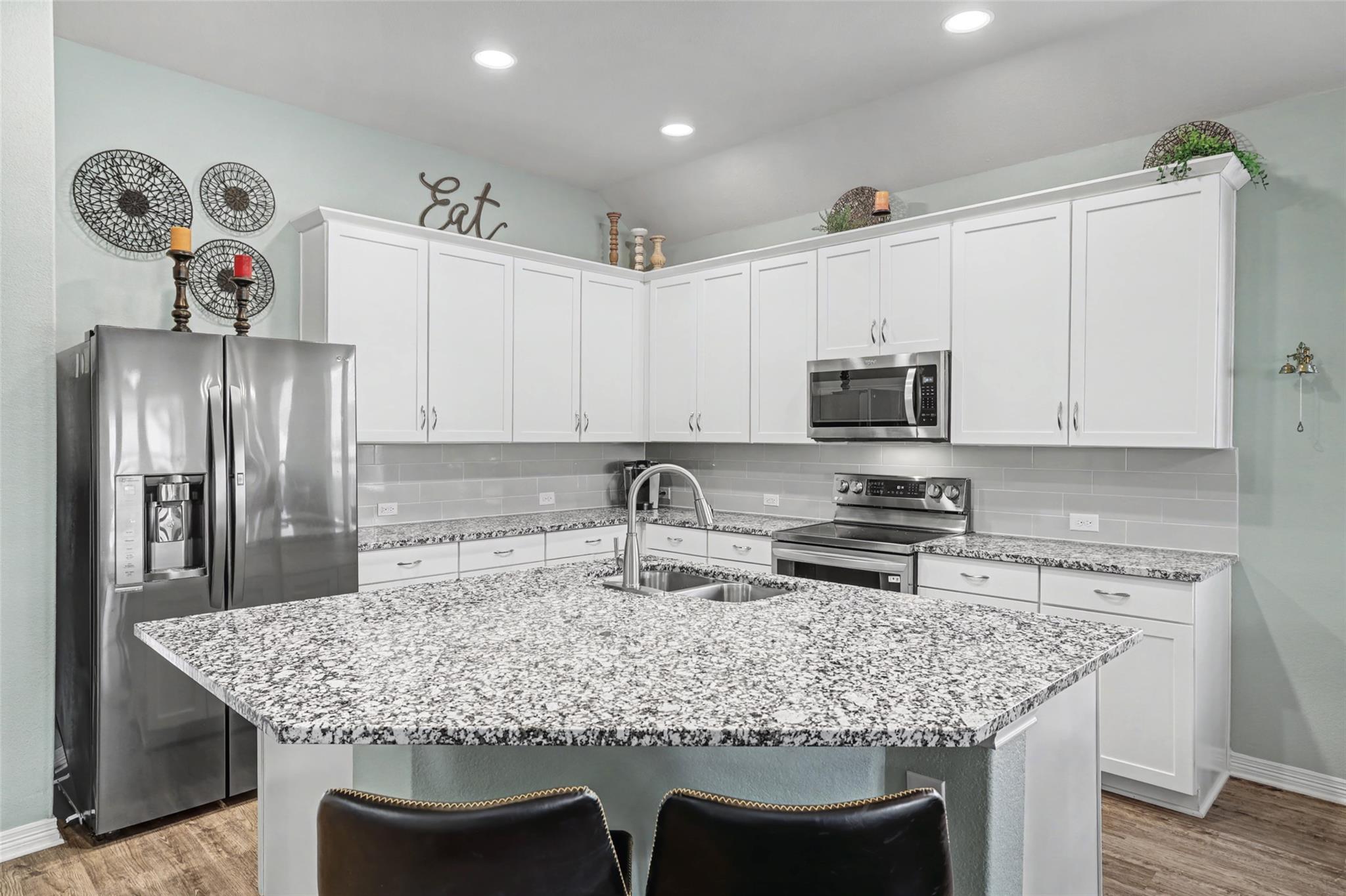 108 Finley St, Hutto, TX 78634