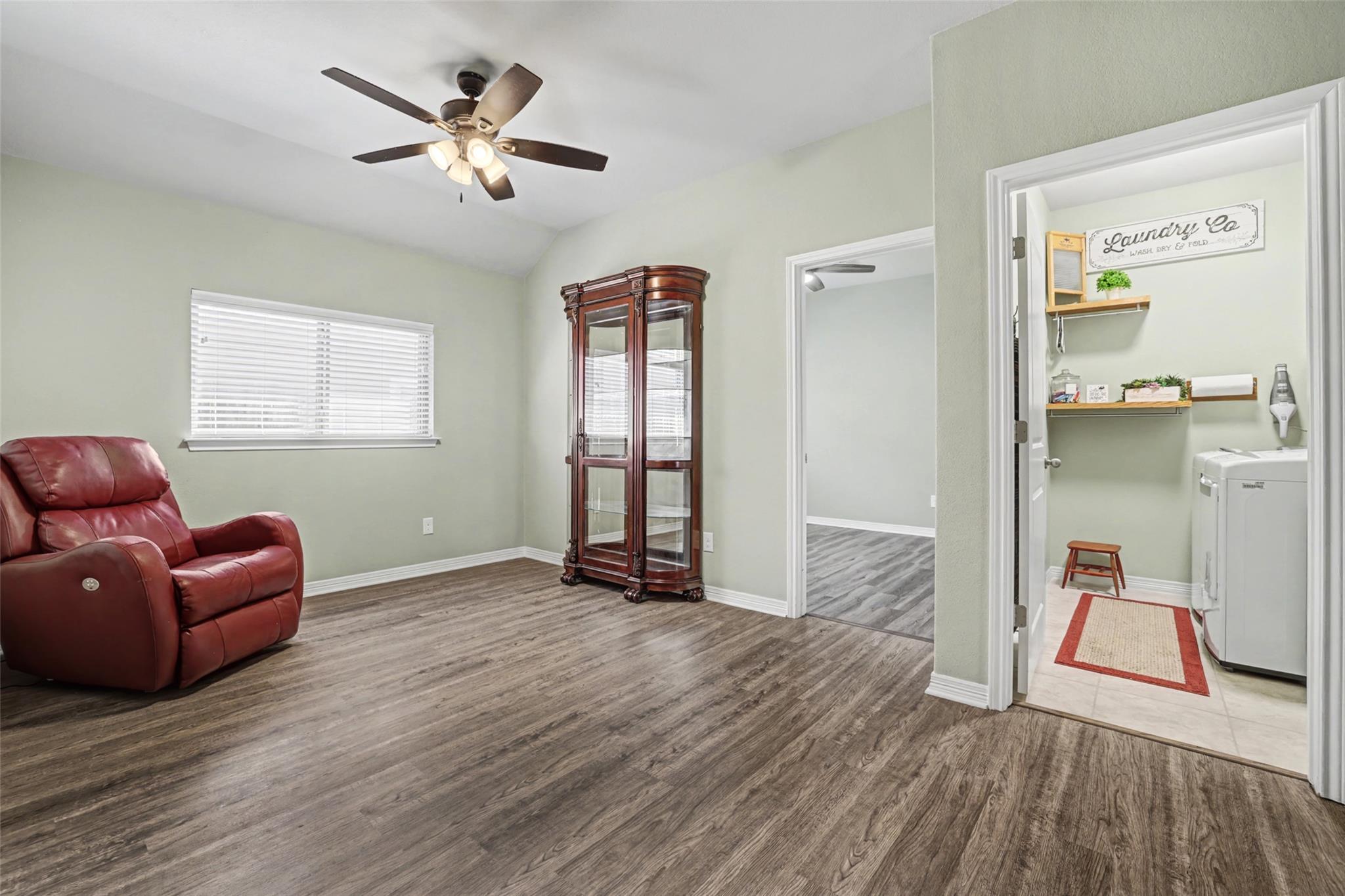 108 Finley St, Hutto, TX 78634