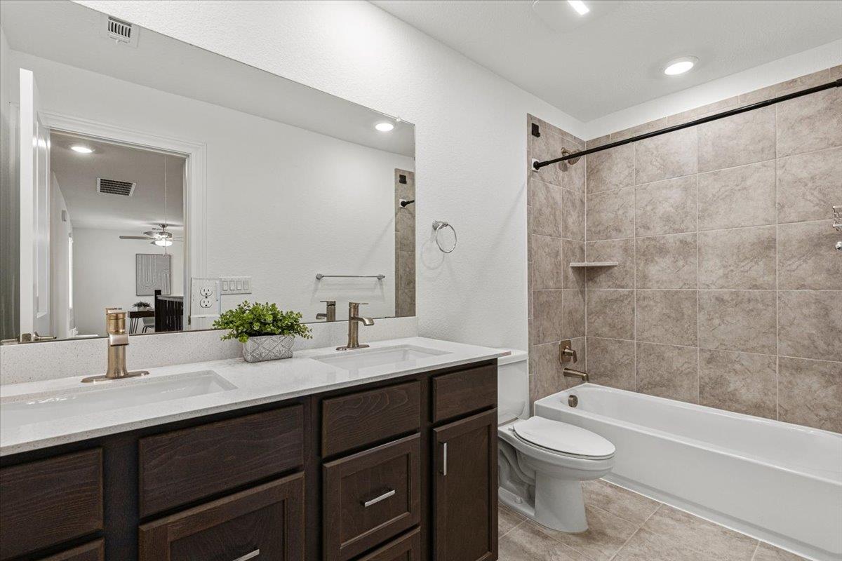 13619 Long Island Dr, Pflugerville, TX 78660