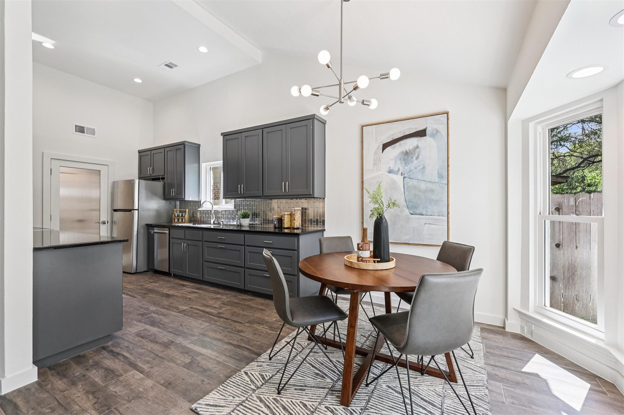 4603 Whispering Valley Dr, Austin, TX 78727