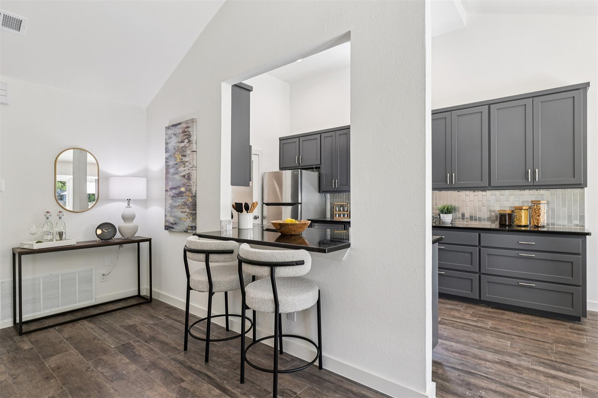 4603 Whispering Valley Dr, Austin, TX 78727