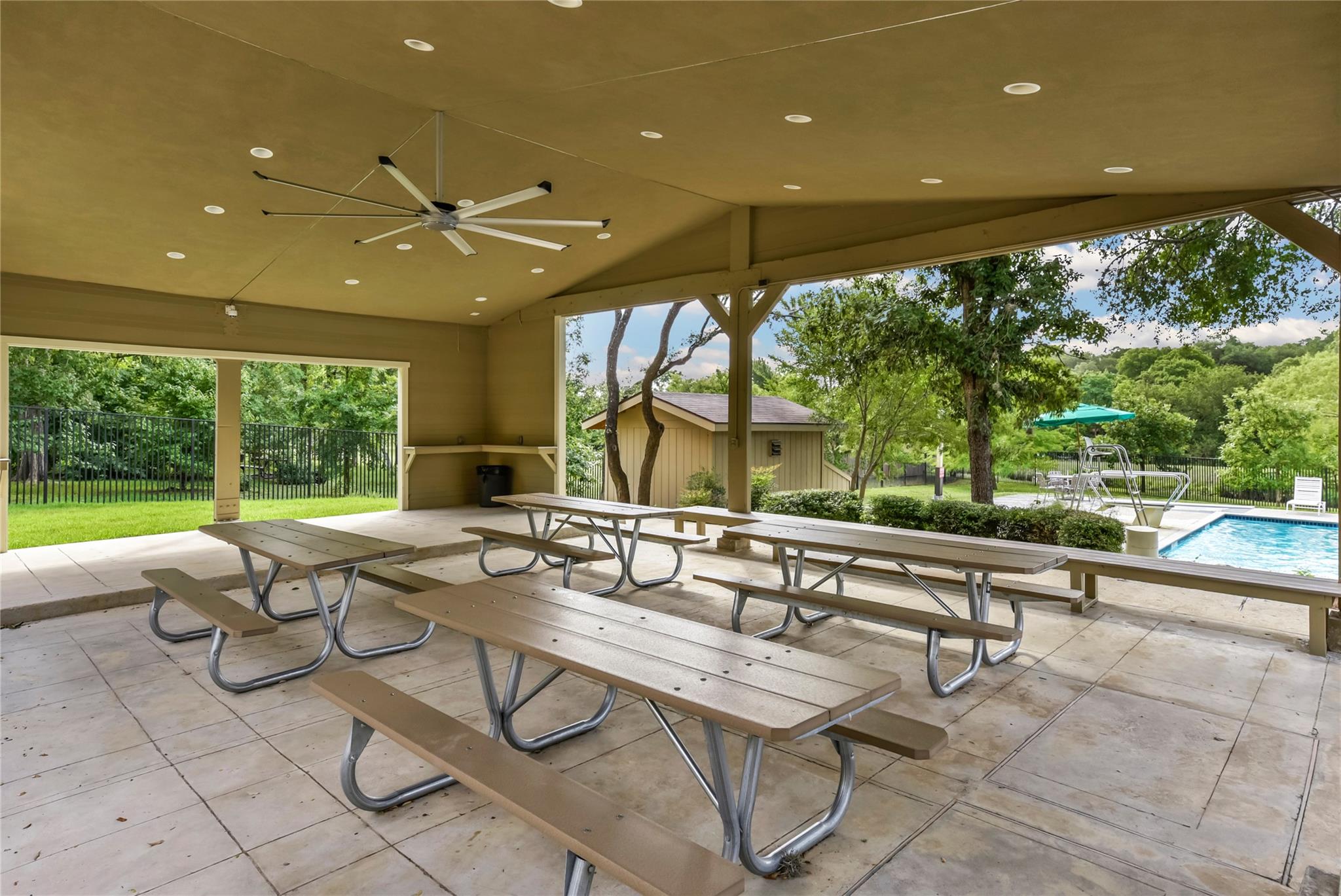 5000 Mission Oaks Blvd # 57, Austin, TX 78735