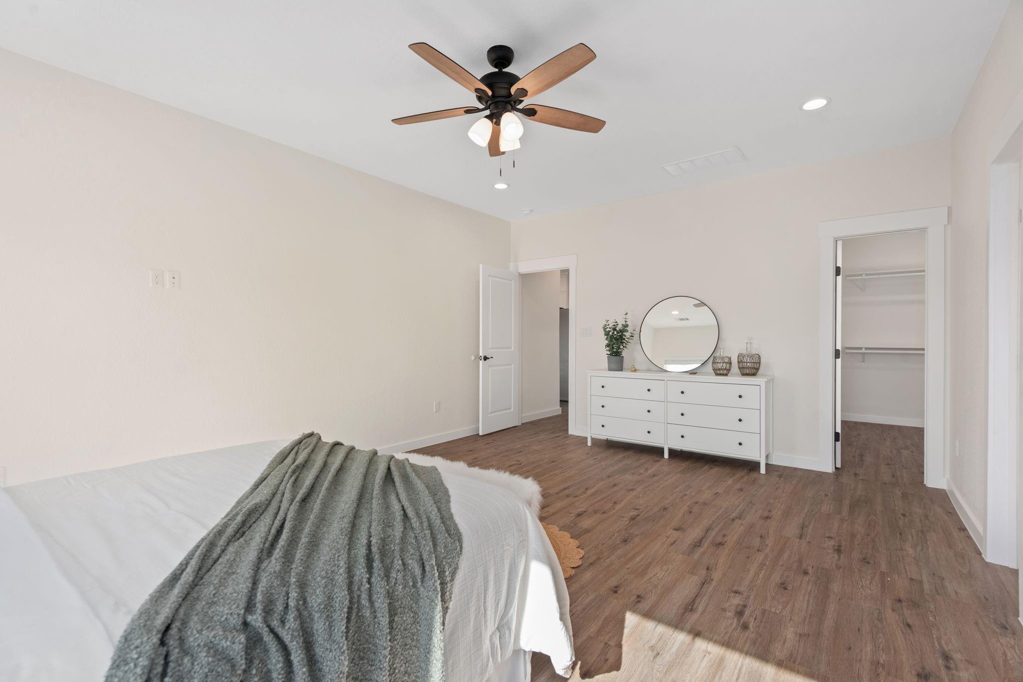 17701 Village Dr, Dripping Springs, TX 78620