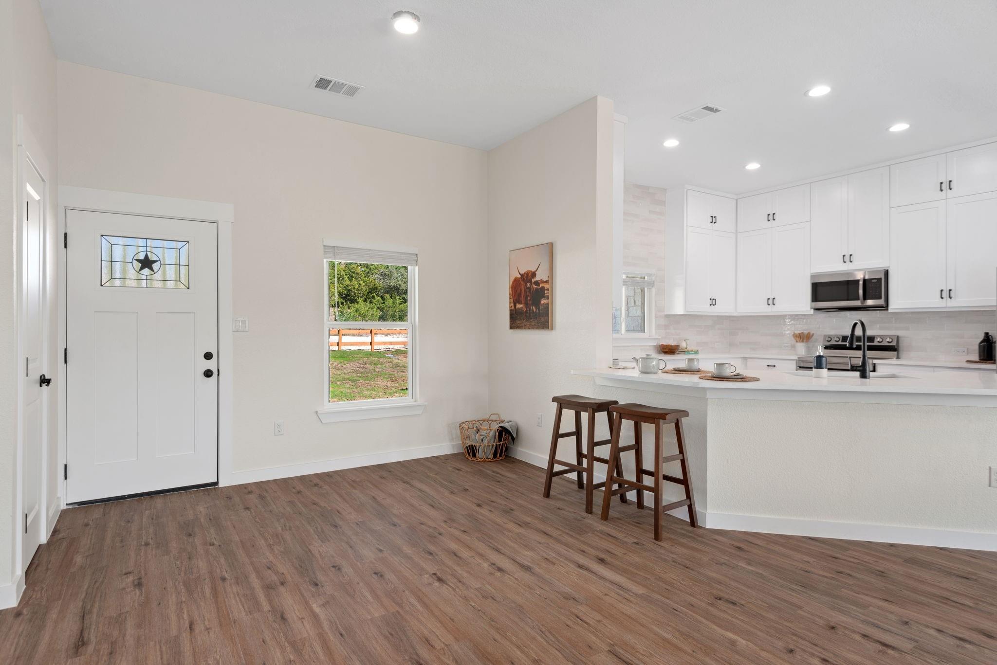 17701 Village Dr, Dripping Springs, TX 78620