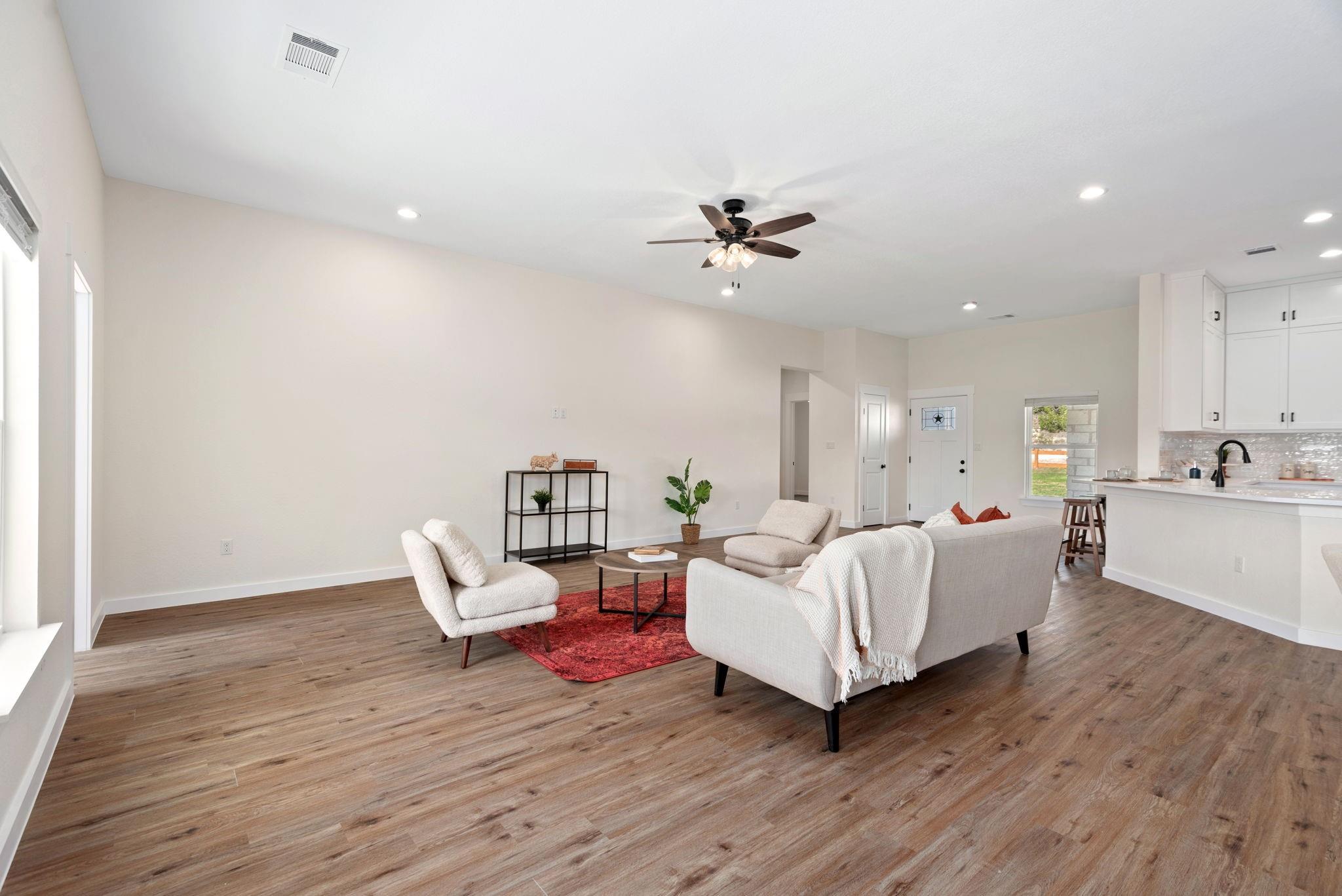 17701 Village Dr, Dripping Springs, TX 78620