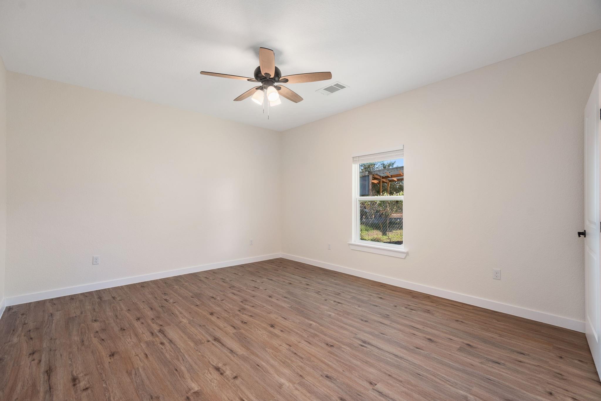 17701 Village Dr, Dripping Springs, TX 78620