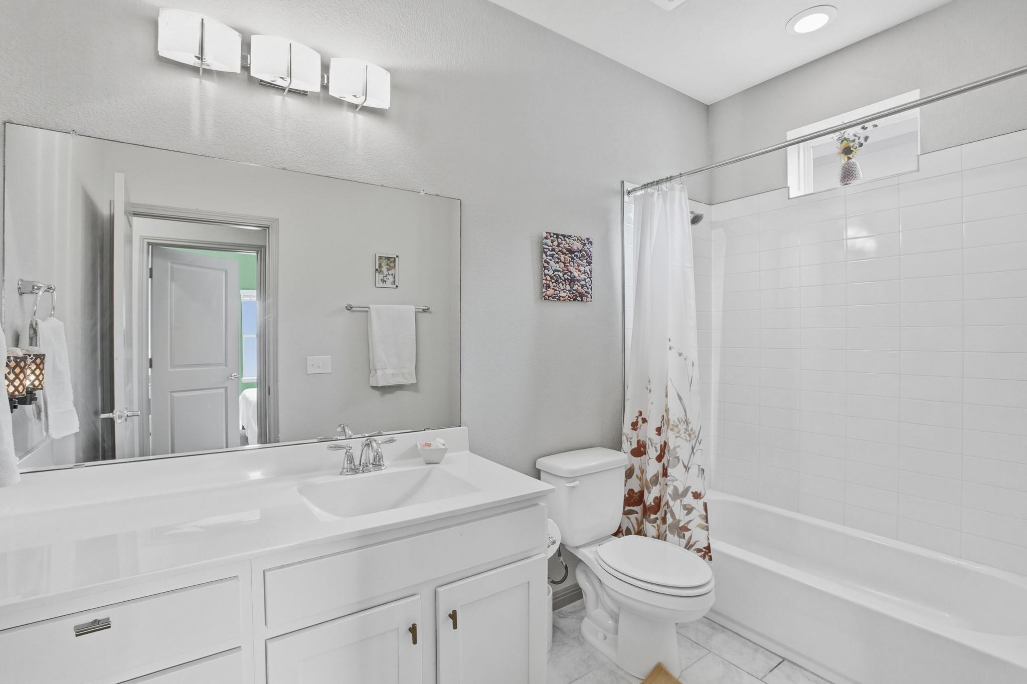 5909 Charles Merle Dr # 14, Austin, TX 78747