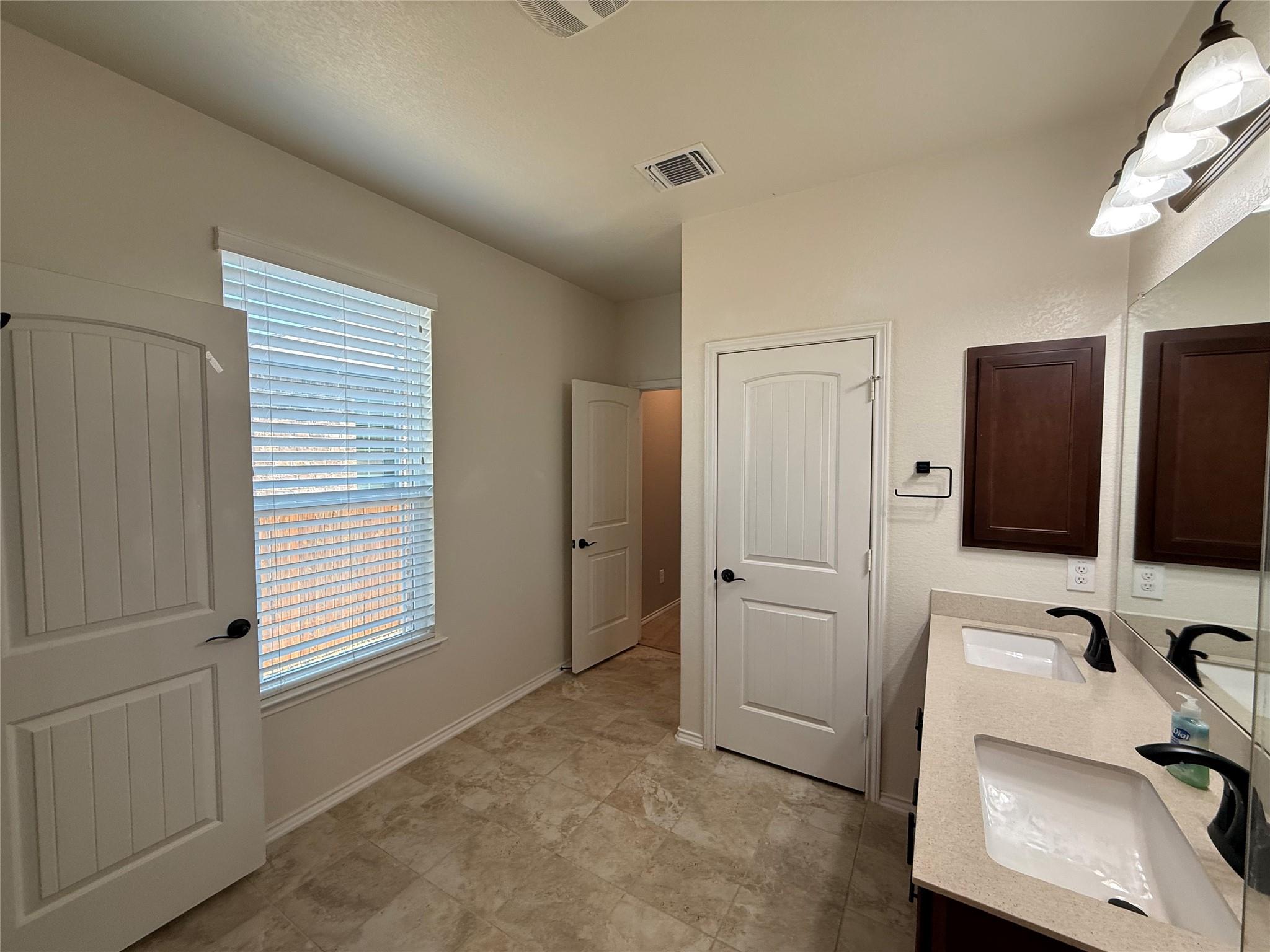 334 Reunion Ln, Georgetown, TX 78626