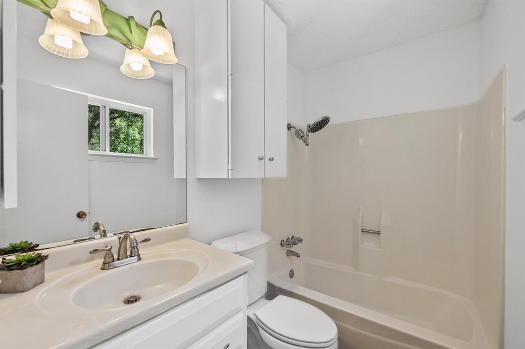 11711 Shoshone Dr, Austin, TX 78759