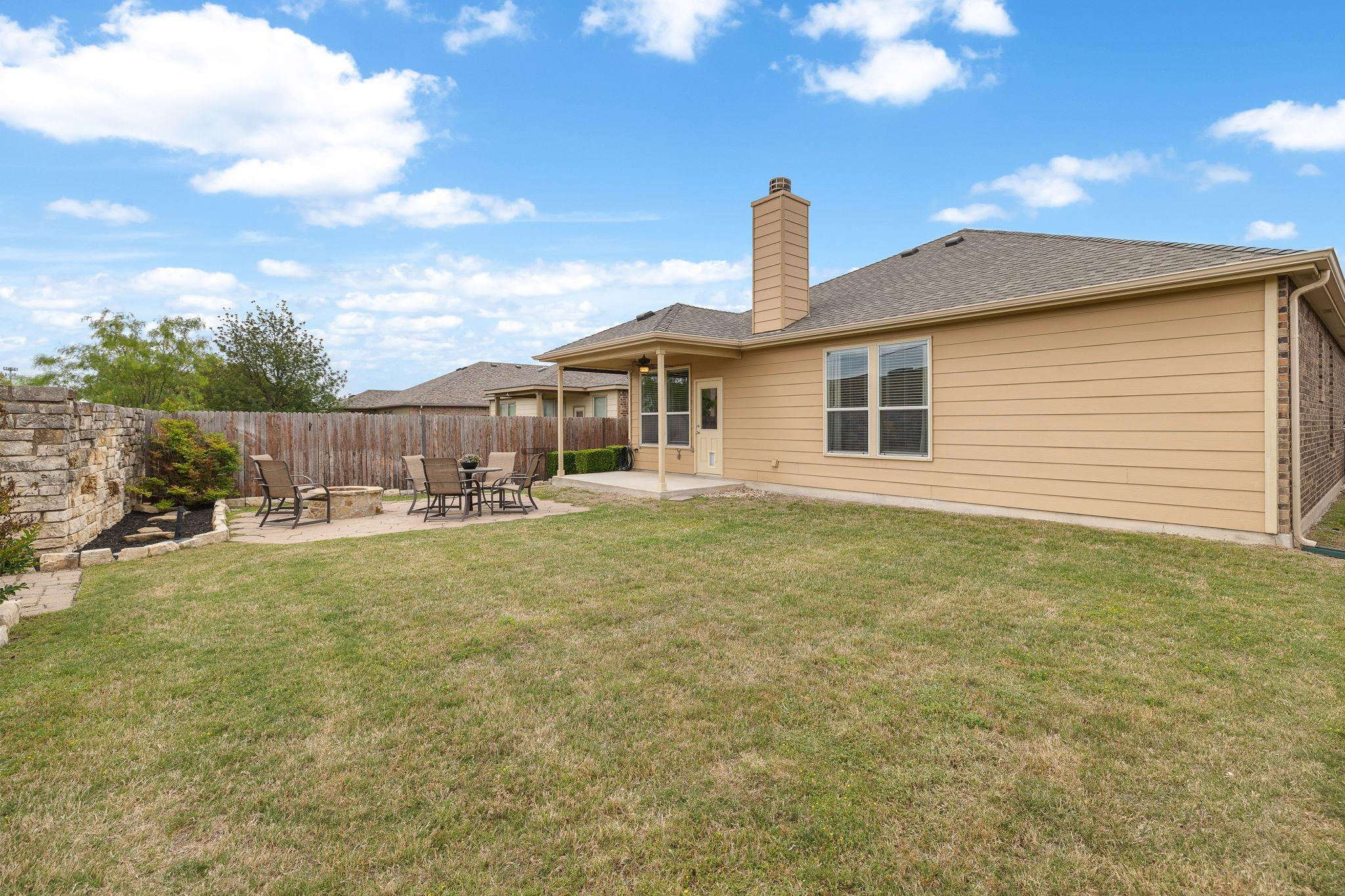 528 Hoot Owl Ln S, Leander, TX 78641