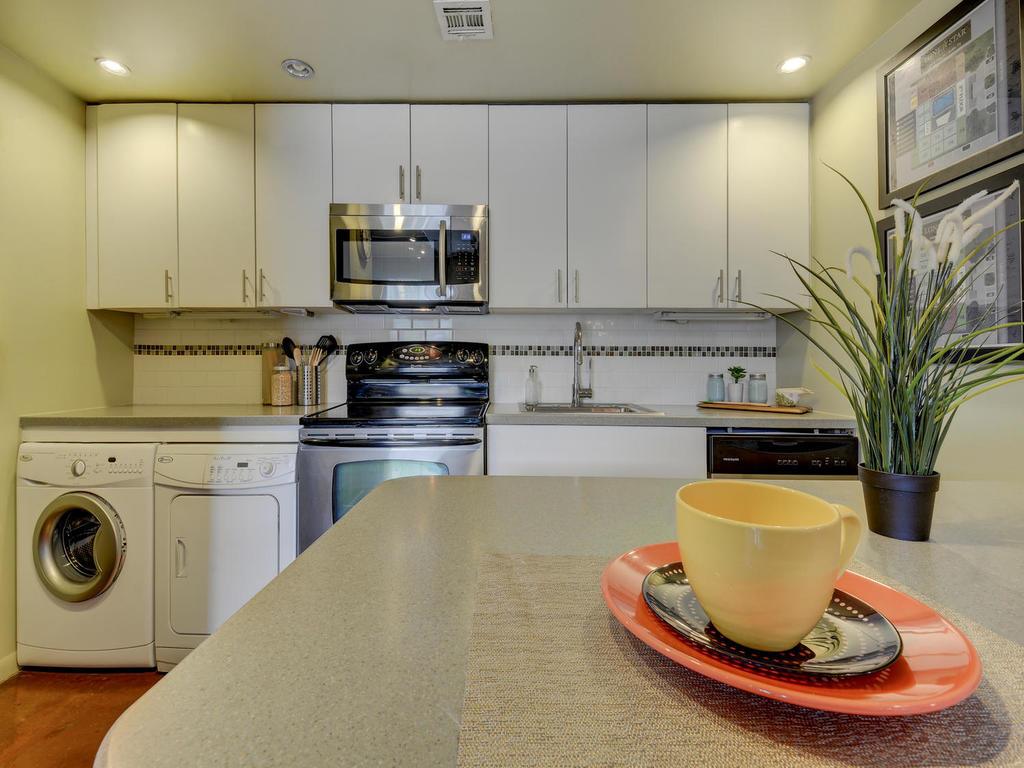 2408 Leon St # 108, Austin, TX 78705