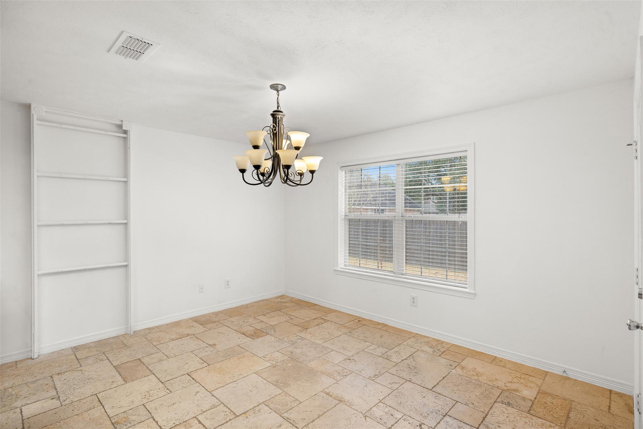 112 Ruby St, Caldwell, TX 77836