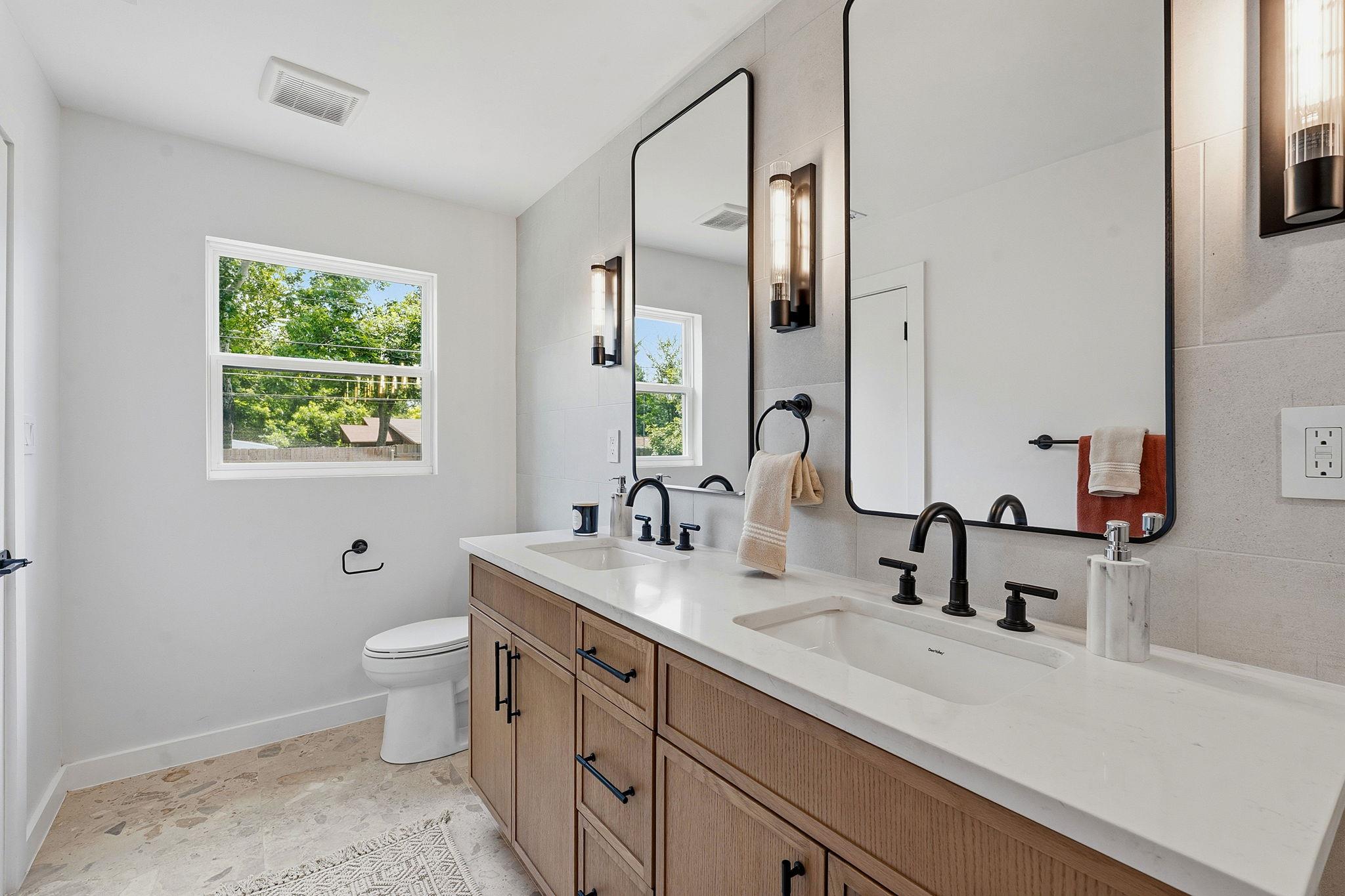 1203 Ridgehaven Dr, Austin, TX 78723
