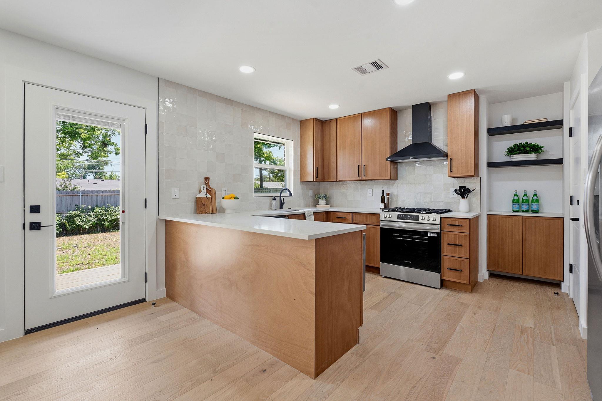 1203 Ridgehaven Dr, Austin, TX 78723